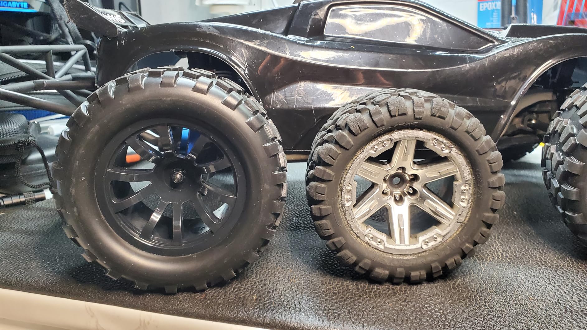 HobbyPark PreGlued Mounted 12mm Hex Hubs RC Truck Tires and Wheels 2.8 Tires with Foam Inserts for Traxxas Rustler Stampede Hoss 4x4 Redcat RC Monster Truck Set of 4 (128x67mm(HxW)) customer photo 1