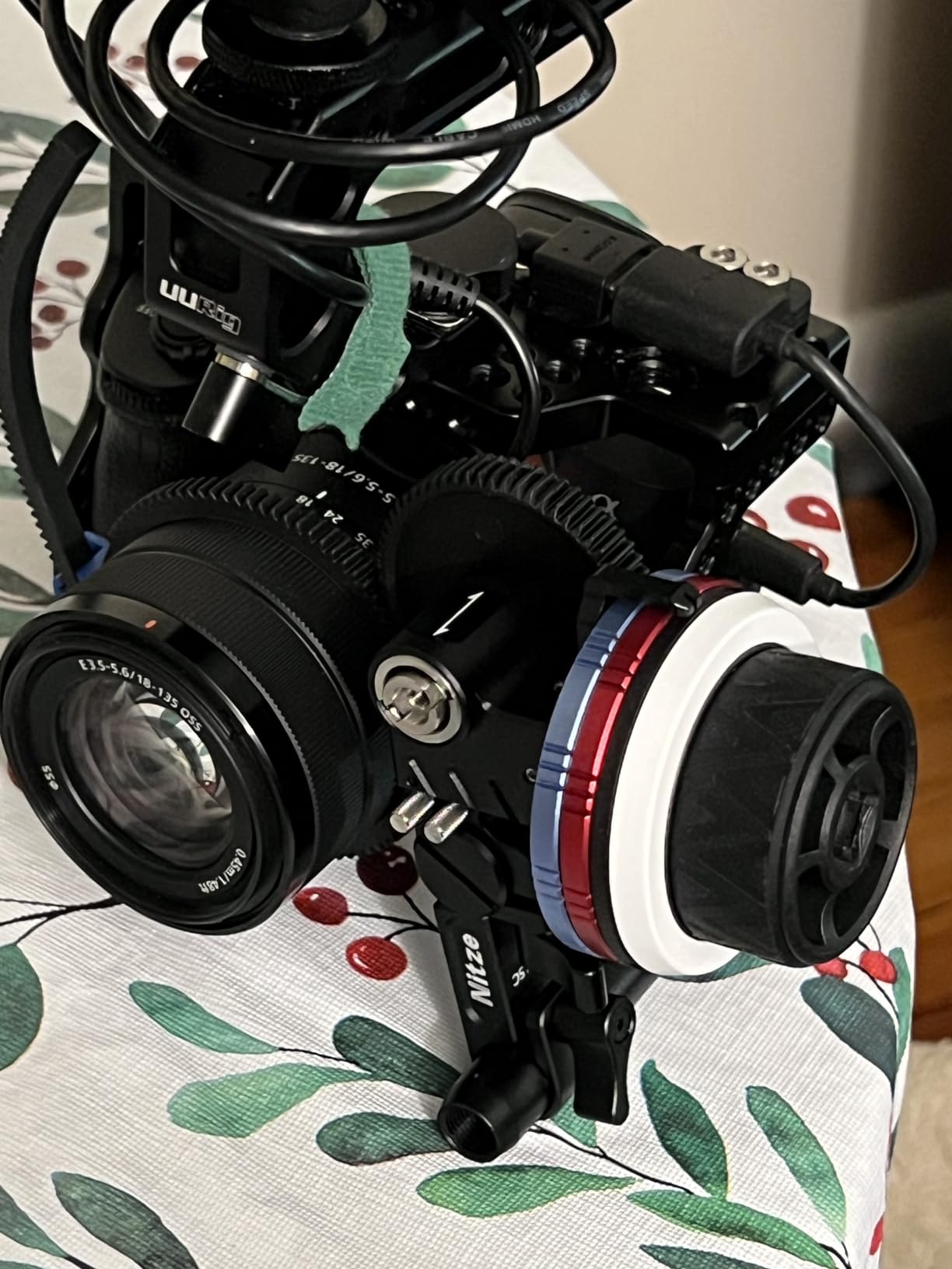 Nitze Mini Follow Focus, with 15mm Rod and Rod Clamp, Gear Ring Belt, 3 Reversible Drive Gears and 2 Marking Disks, Supports A/B Hard Stops and 360° Infinity Zoom - MF15C customer photo 2