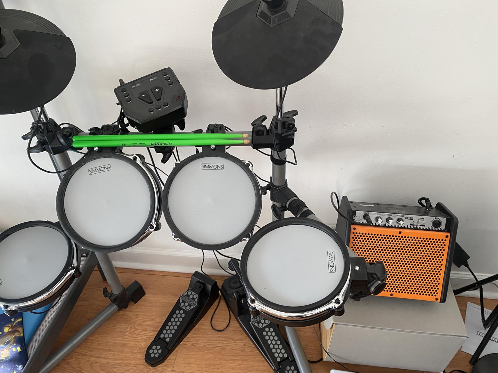 Coolmusic Drum Amplifier 20W, Wireless Electric Drum Speaker Keyboard Amp, Mini DM20 Portable for Home Practice customer photo 2