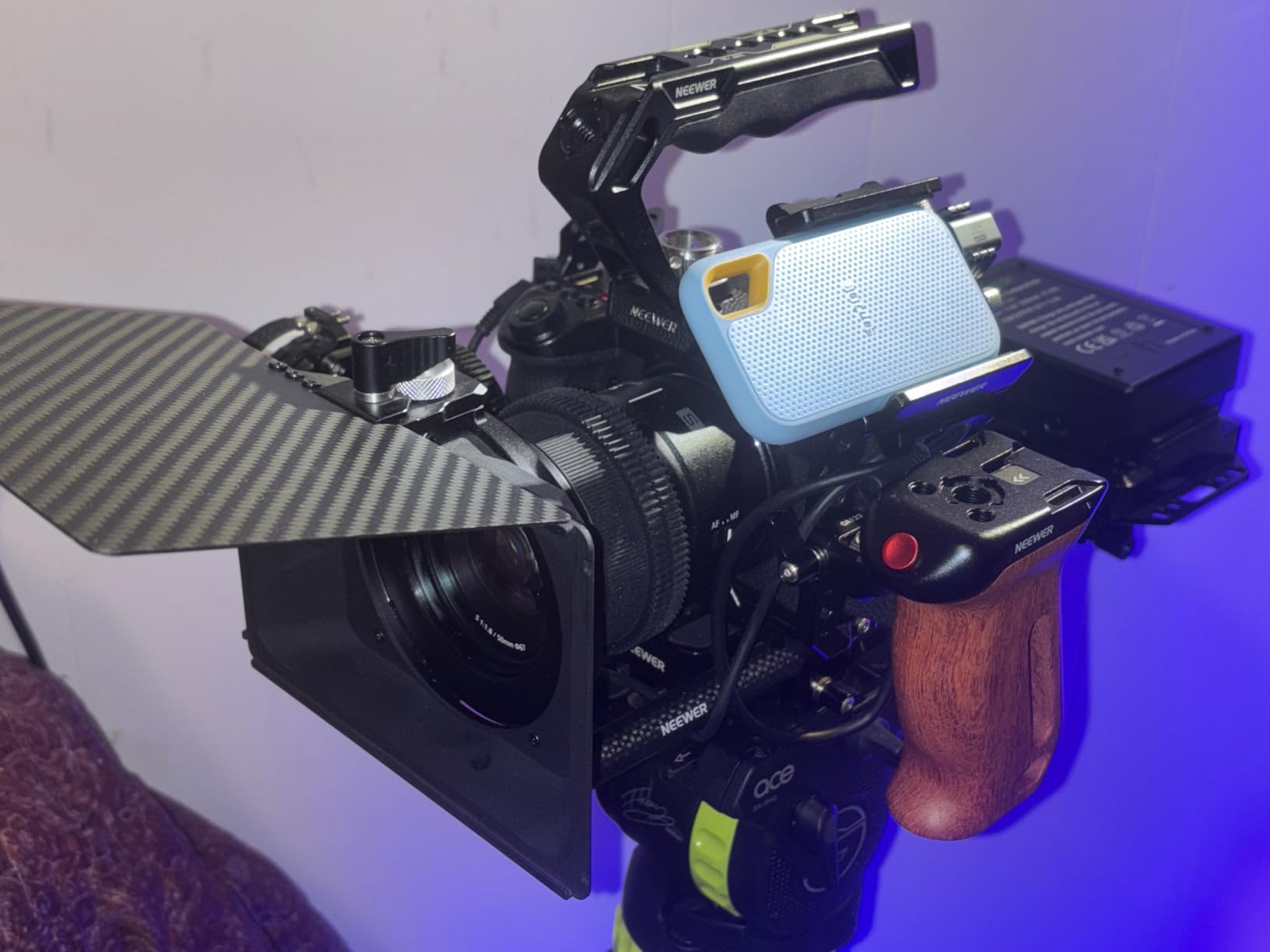 NEEWER Mini Follow Focus with A/B Stops, Lens Gear Ring and 15mm Rod Clamp PG001 customer photo 1