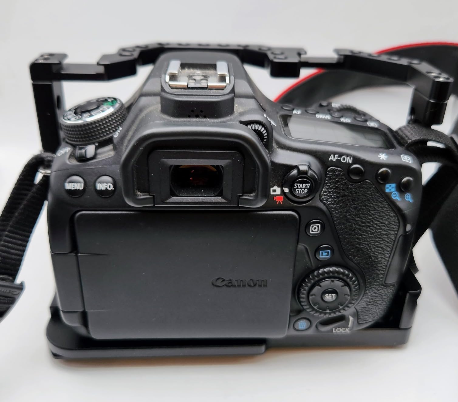 Camera Cage for Compatible for Canon EOS 90D/80D/70D DSLR Camera Photography DSLR Camera Full Cage with Dual Cold Shoe Mount 1/4