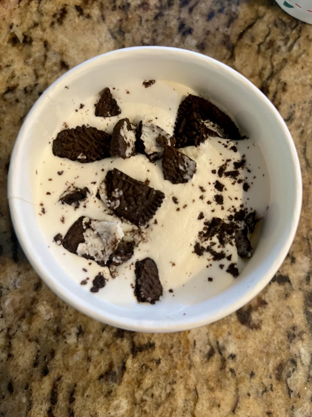 Cuisinart Soft Serve Ice Cream Machine - Mix It In Ice Cream Maker for Frozen Yogurt, Sorbet, Gelato, Drinks 1.5 Quart, White, ICE-48 customer photo 2