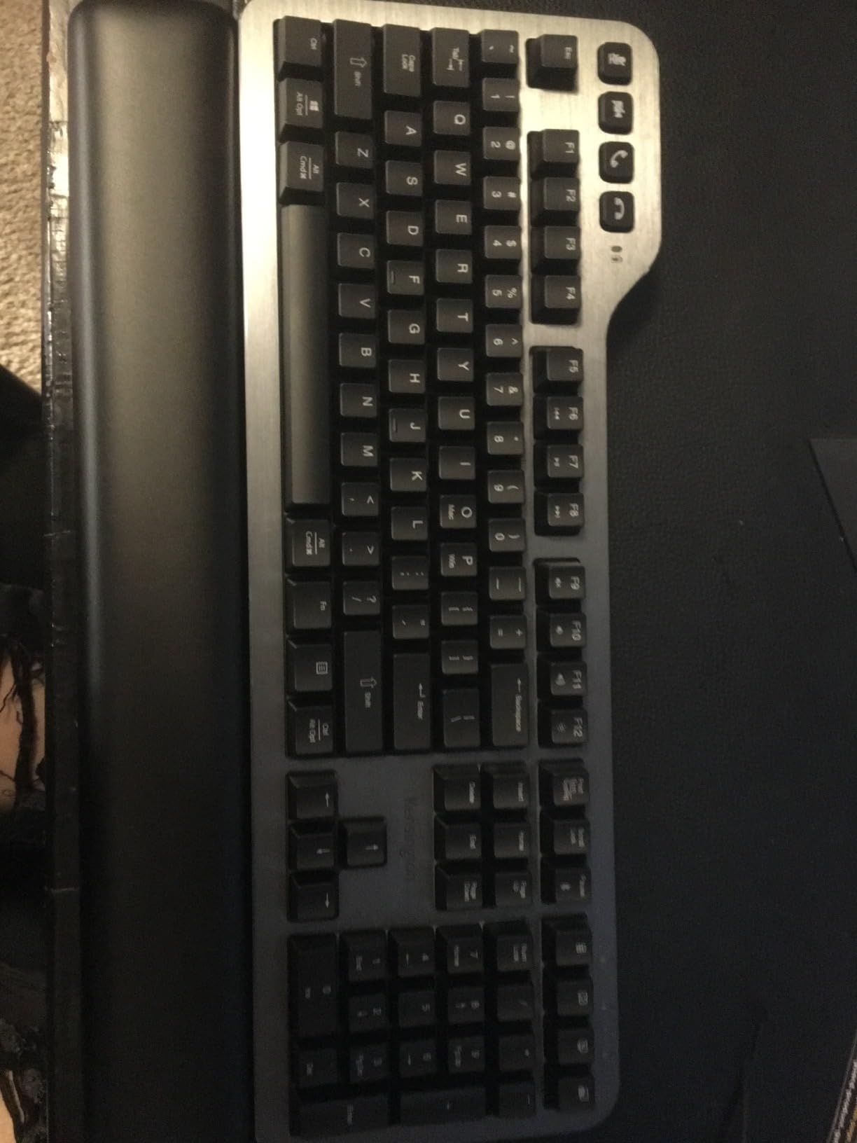 Kensington MK7500F QuietType Pro Silent Mechanical Keyboard, 2.4GHz/Bluetooth Wireless, Backlit, Spill-Proof, MacBook M1/M2/M3/M4 and Windows Compatible (MK7500F) Space Gray customer photo 2