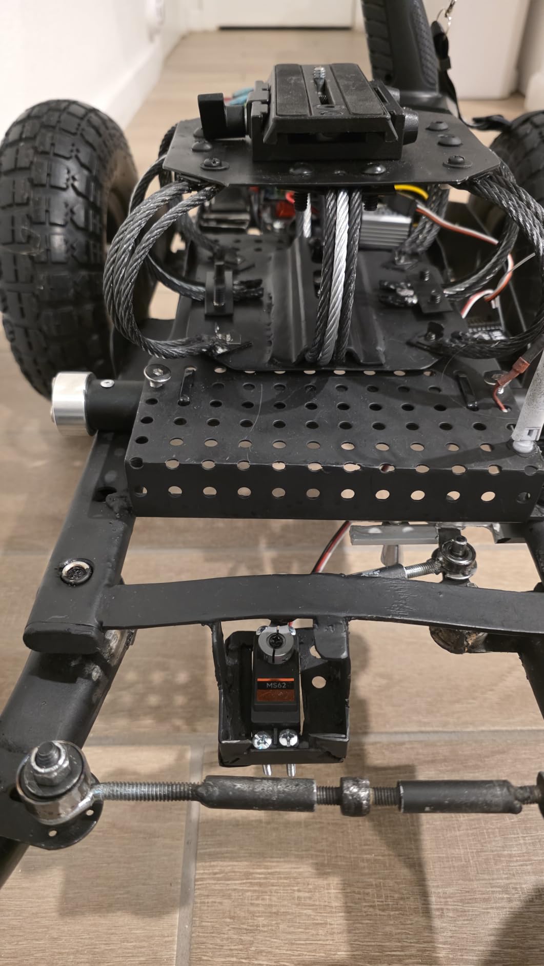 Miuzei 25KG Servo Motor High Torque Metal Gear for 1/10 1/8 RC Car (Single Pack), 27.5kg.cm Torque Digital Waterproof Standard Steering Servo customer photo 2