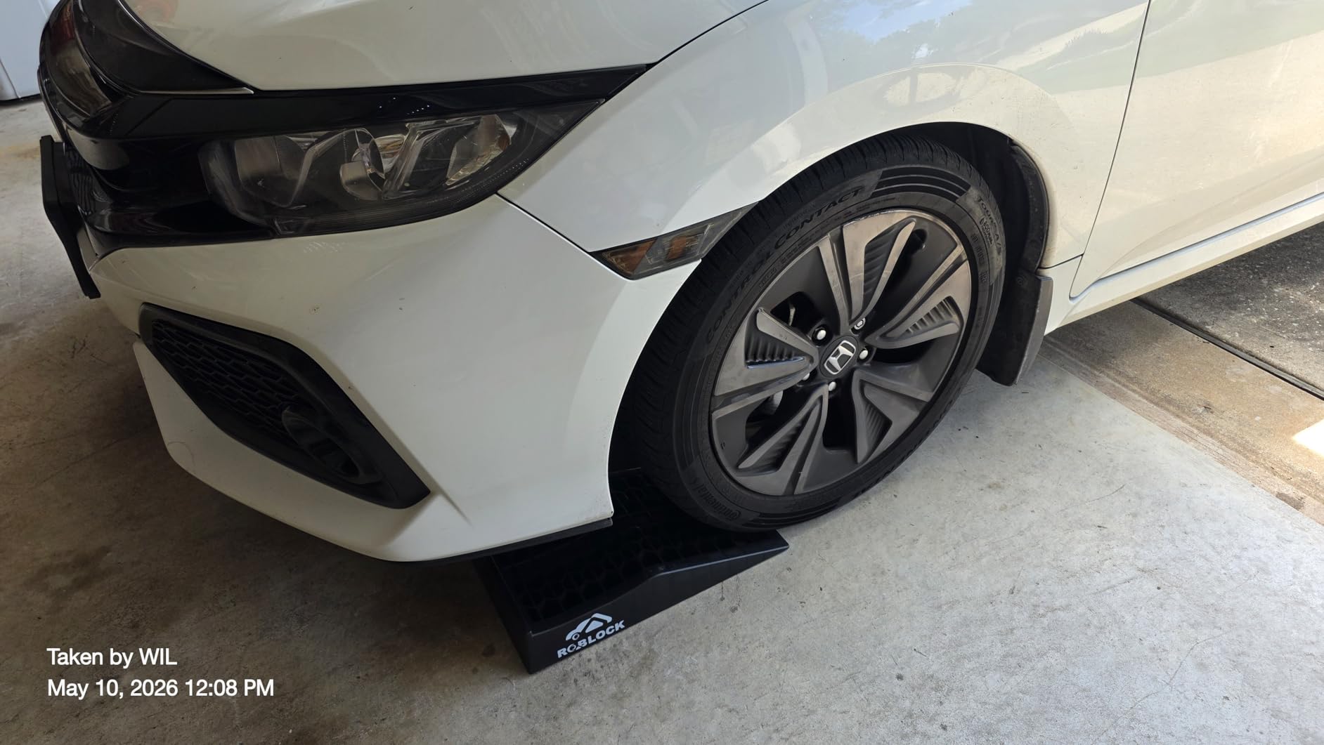 ROBLOCK Heavy Duty Low Profile Car Ramps for Oil Changes, Portable Car Ramps for Low Cars High Lift and Jack Support, Vehicle Ramps for Garage, 35.63''x12''x8.07'', G.V.W 13000 LBS, 2 PCS customer photo 2