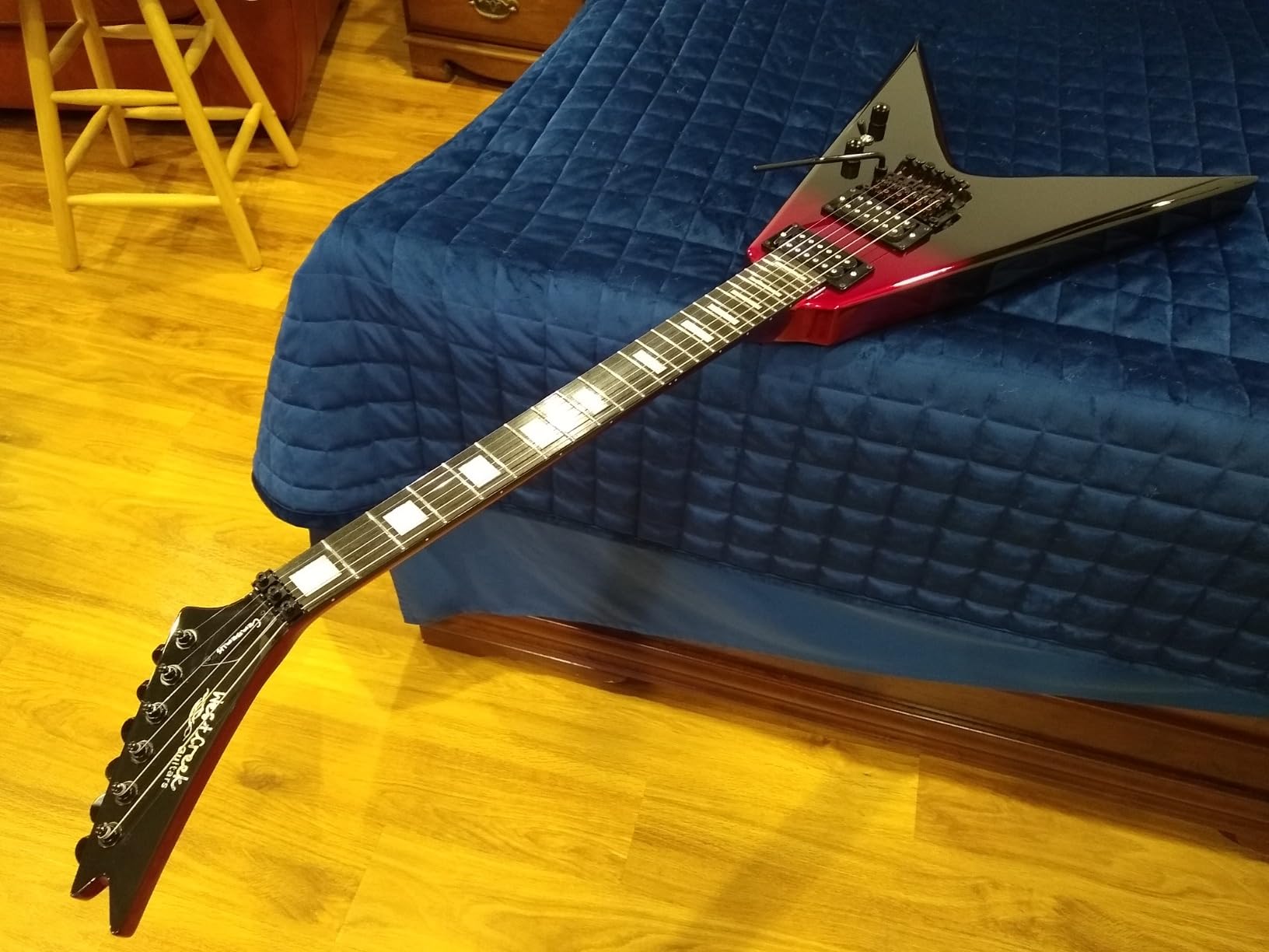 WestCreek CERBERUS Solid Body Electric Guitar, V Heavy Metal Guitar, Right Handed, Rounded End Frets, Bone Nut, Rosewood Fretboard, Mahogany Body customer photo 1