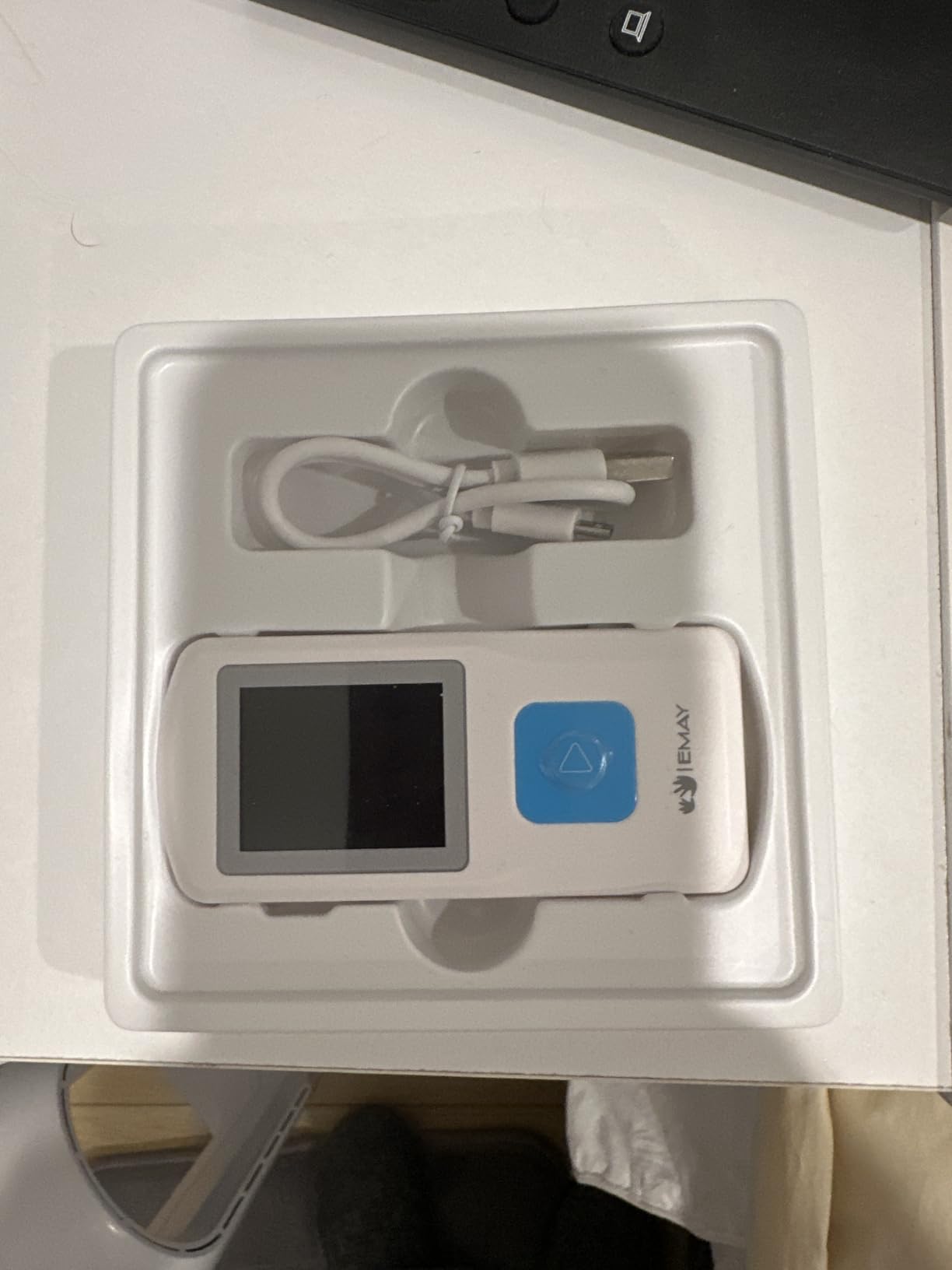 EMAY Portable ECG Monitor | Record ECG and Heart Rate | Compatible with Smartphone and PC customer photo 2