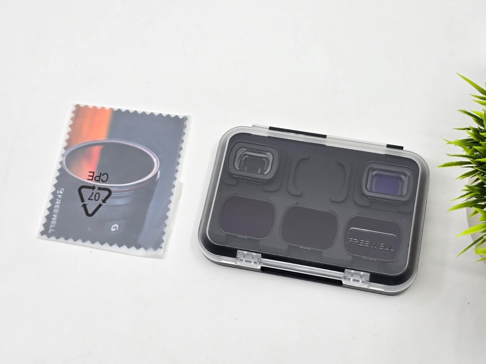 Freewell 2-in-1 Macro & Wide Angle Lens Kit Compatible with Pocket 4/3/Xtra Muse- Includes Anamorphic Lens, ND Filters, for Cinematic Photo & Video customer photo 1