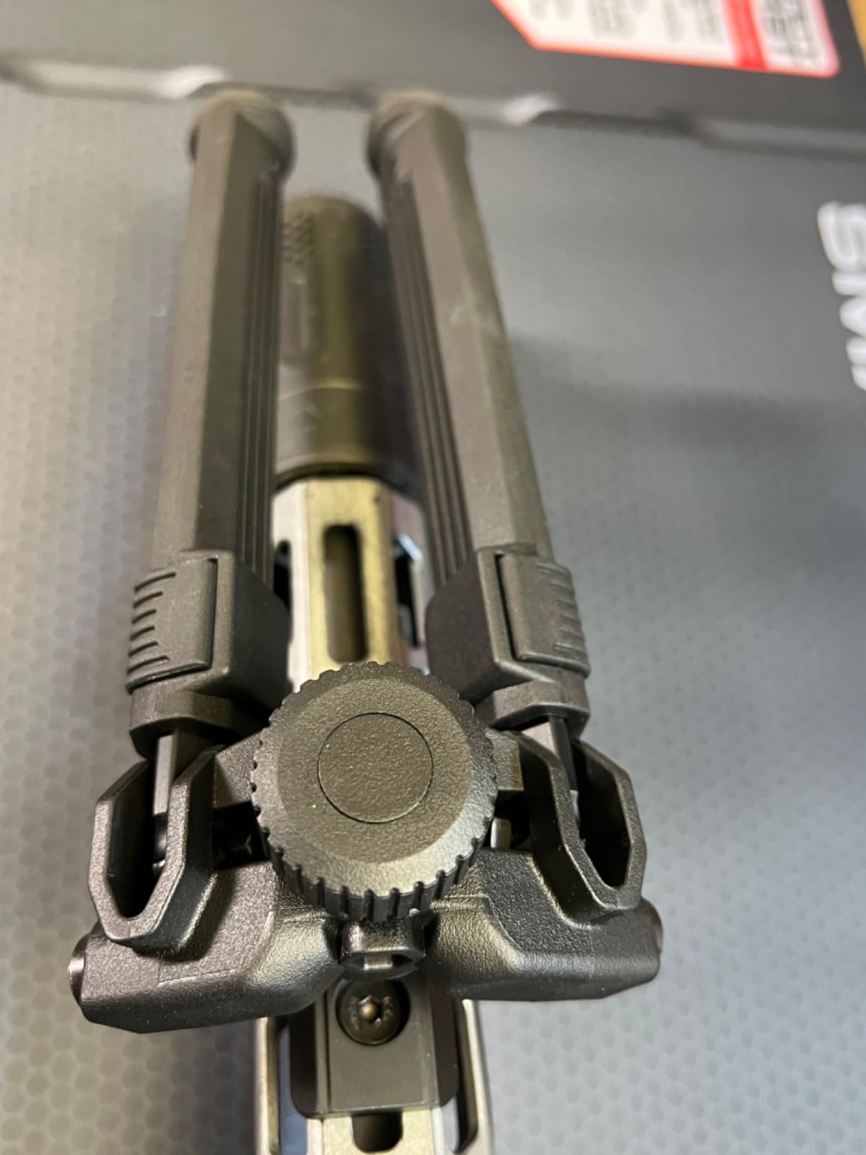360 Degrees Swivel Adjustable Bipod with Quick Detach Lever, Six Adjustable Height 7.5