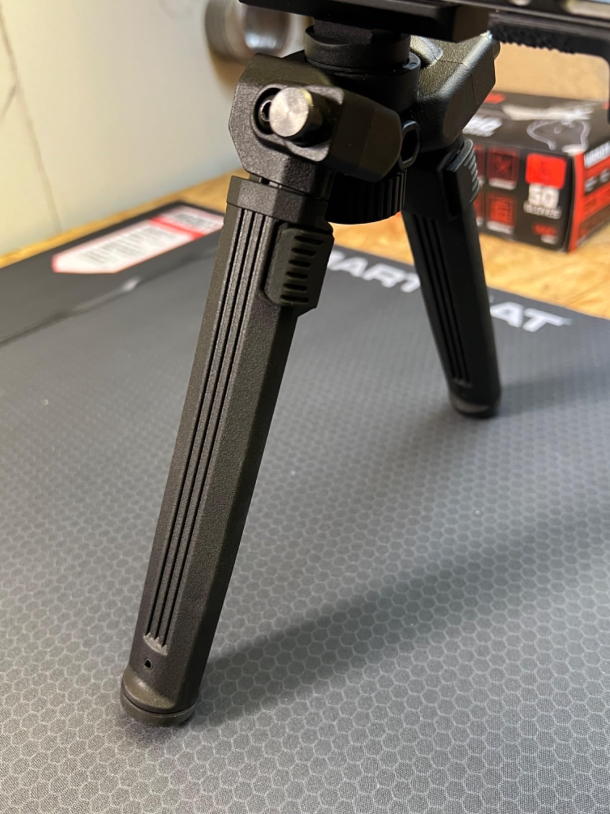360 Degrees Swivel Adjustable Bipod with Quick Detach Lever, Six Adjustable Height 7.5
