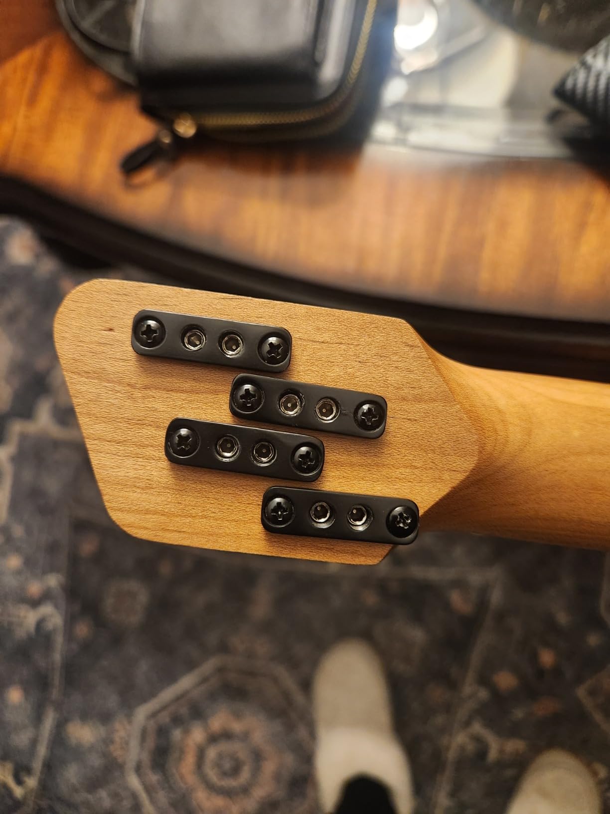 5 String Headless Electric Bass Guitar - Poplar Body, Carbon Fibre Maple Neck, Fanned Fret customer photo 2