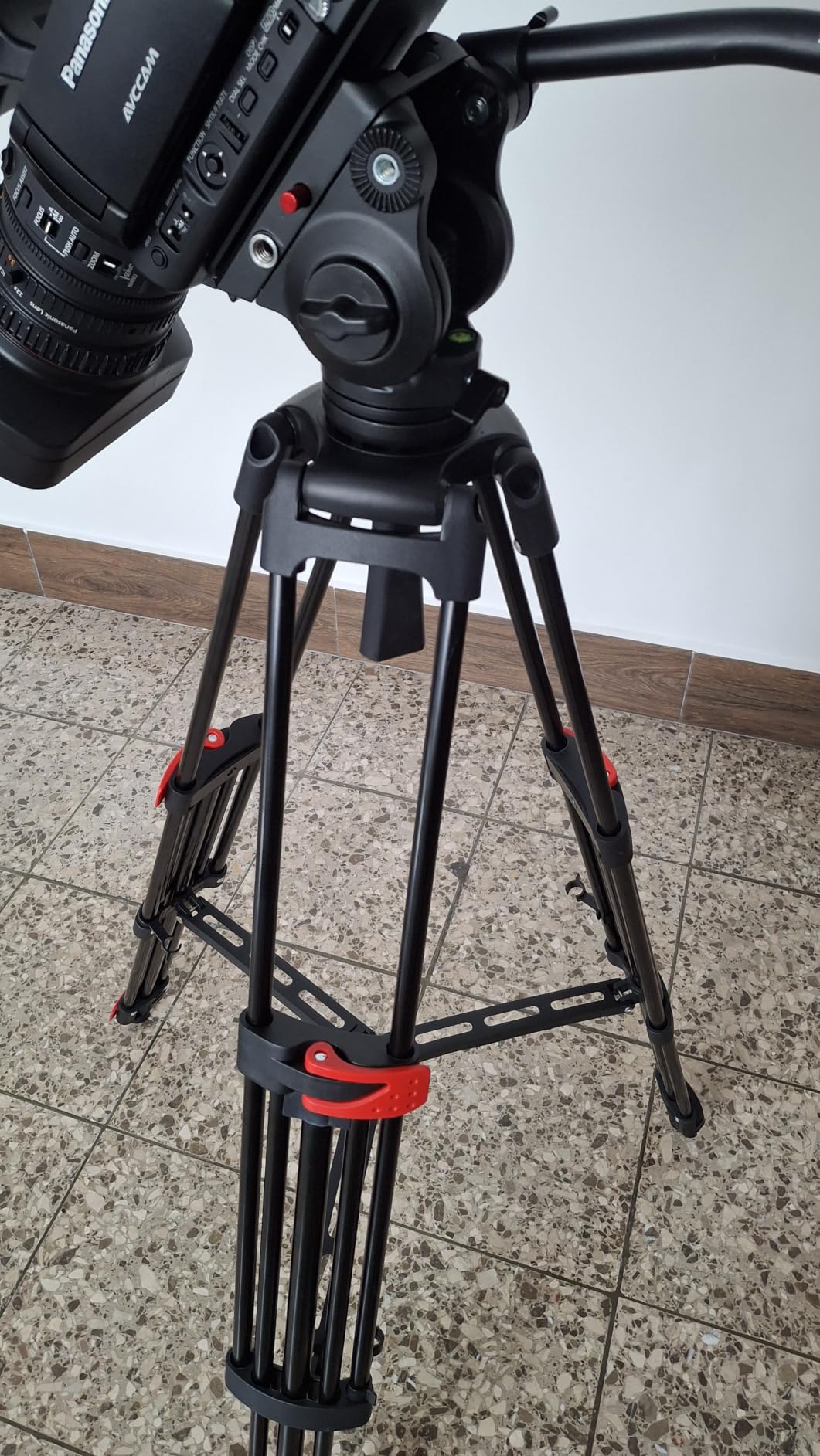 NEEWER Basic 74