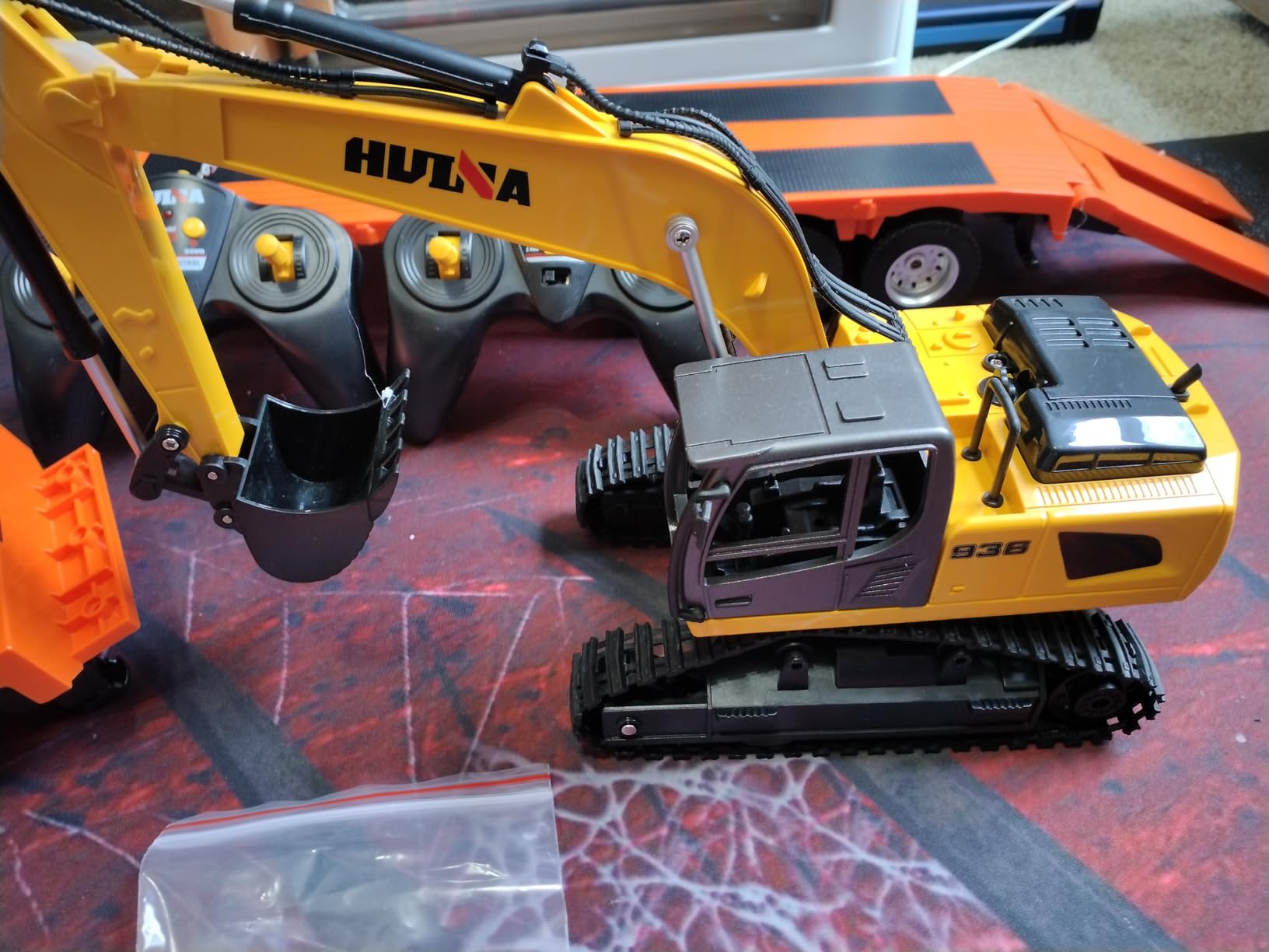 Fistone RC Semi Truck & Excavator Set, 2.4Ghz Remote Control Toys, 1:24 RC Semi-Trailer Engineering Tractor With Sound and Lights, Construction Vehicles for Boys customer photo 2