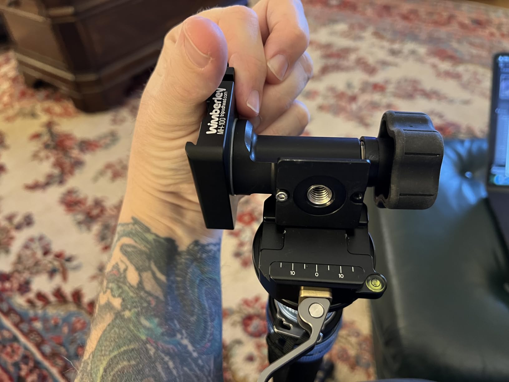 SIRUI 75.8