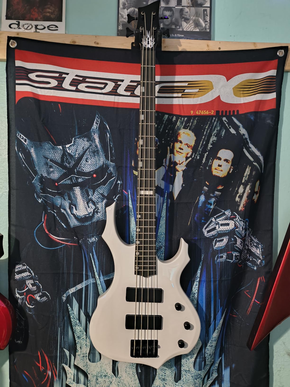 Ktaxon Electric Bass Guitar Flame Design Bass Guitar Kit (Lightning) | Full Equipment with 20 Watt Amplifier, Portable Bass Bag, Superior Amp Wire, Adjustable Guitar Strap, Plectrum & Wrench Tool customer photo 2