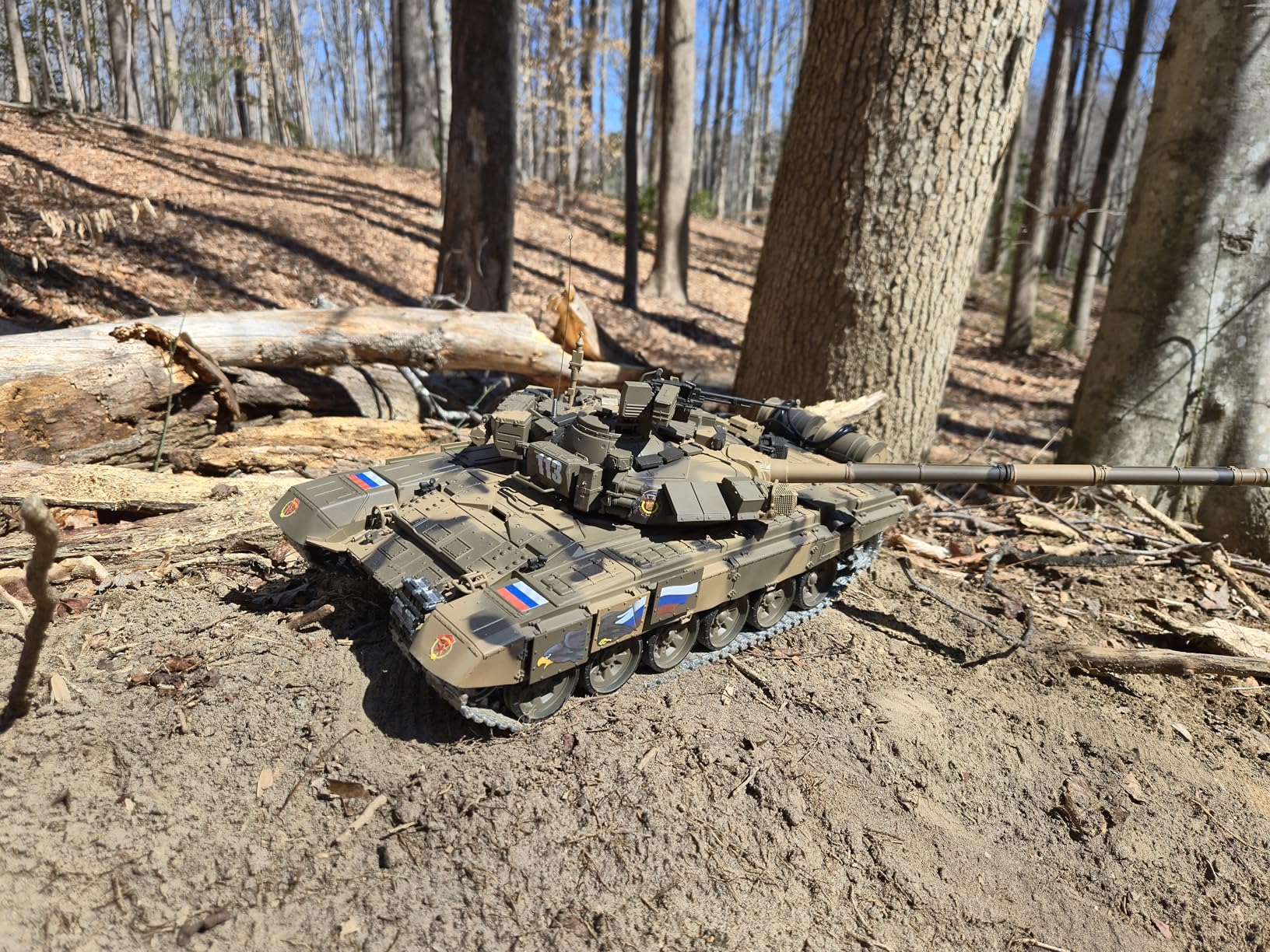 1/16 RC Tank, Heng Long Russian T90 Army Toy with Smoke, Sound and Lights, 2.4G Remote Control Tank That Shoots with Upgraded Metal Tracks, Idler and Sprocket Wheel, Steel Gearbox customer photo 1