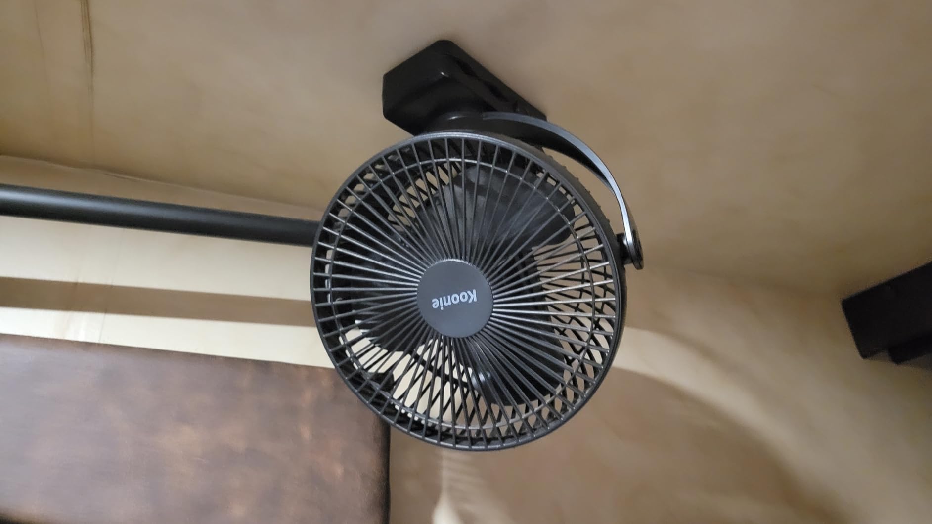Koonie 10000mAh Battery Operated Misting Fan with Clip, Portable 8'' Mist Fan for Desk with Max. 48 Hours Runtime, 3Speeds, 2 Spray Modes, 200ML Tank for Golf Cart Home Office Travel Camping Stroller customer photo 2