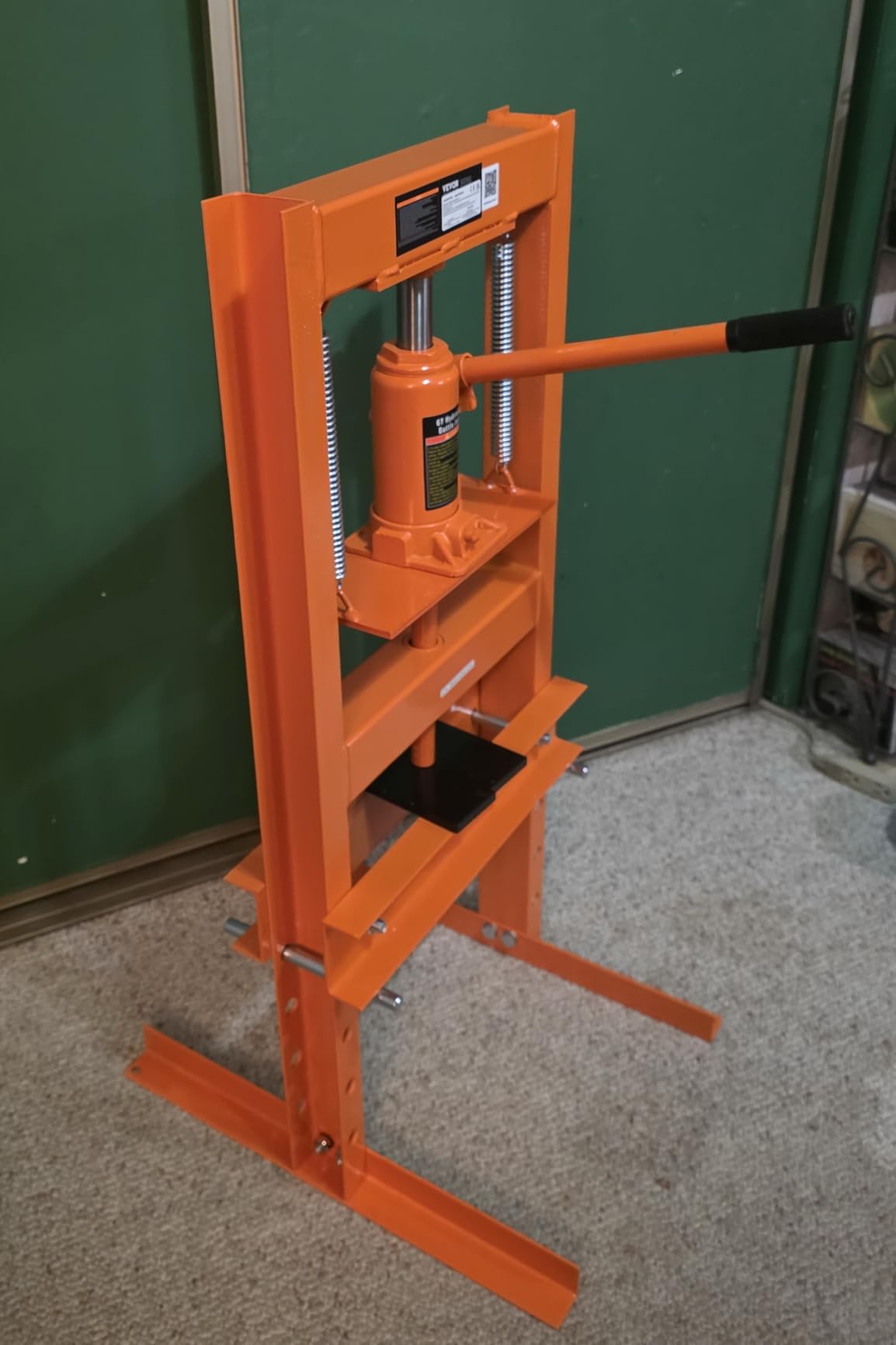 VEVOR Hydraulic Shop Press, 30 T H-Frame Pneumatic Shop Press with Press Plate & Triangular Support, Stable Garage Floor Adjustable Hydraulic Press with Relief Valve, Fit for Bending & Straightening customer photo 2