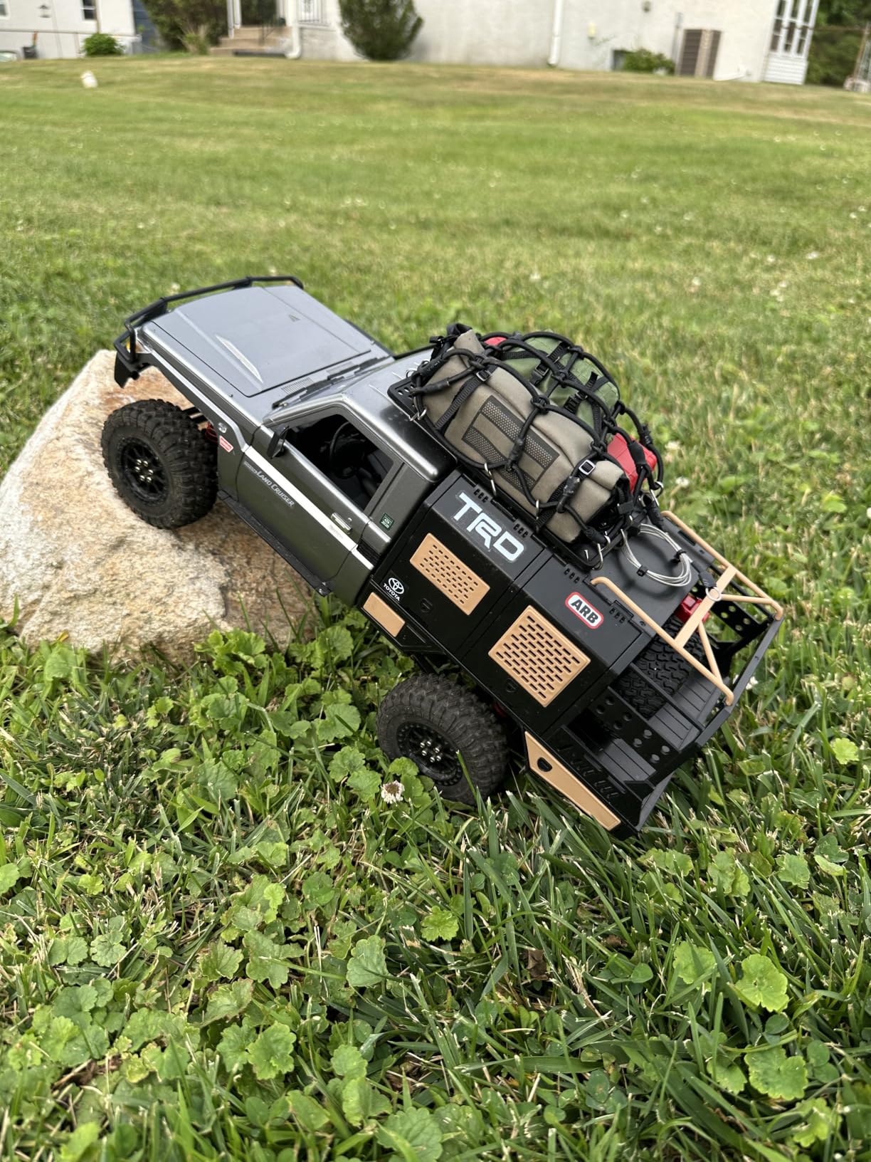 ARRIS MN82S 1/12 Toyota LC79 RC Rock Crawler 4WD RTR Truck | Realistic LC79 Body, LED Lights, Full Proportional Control, Trail Ready Design customer photo 1