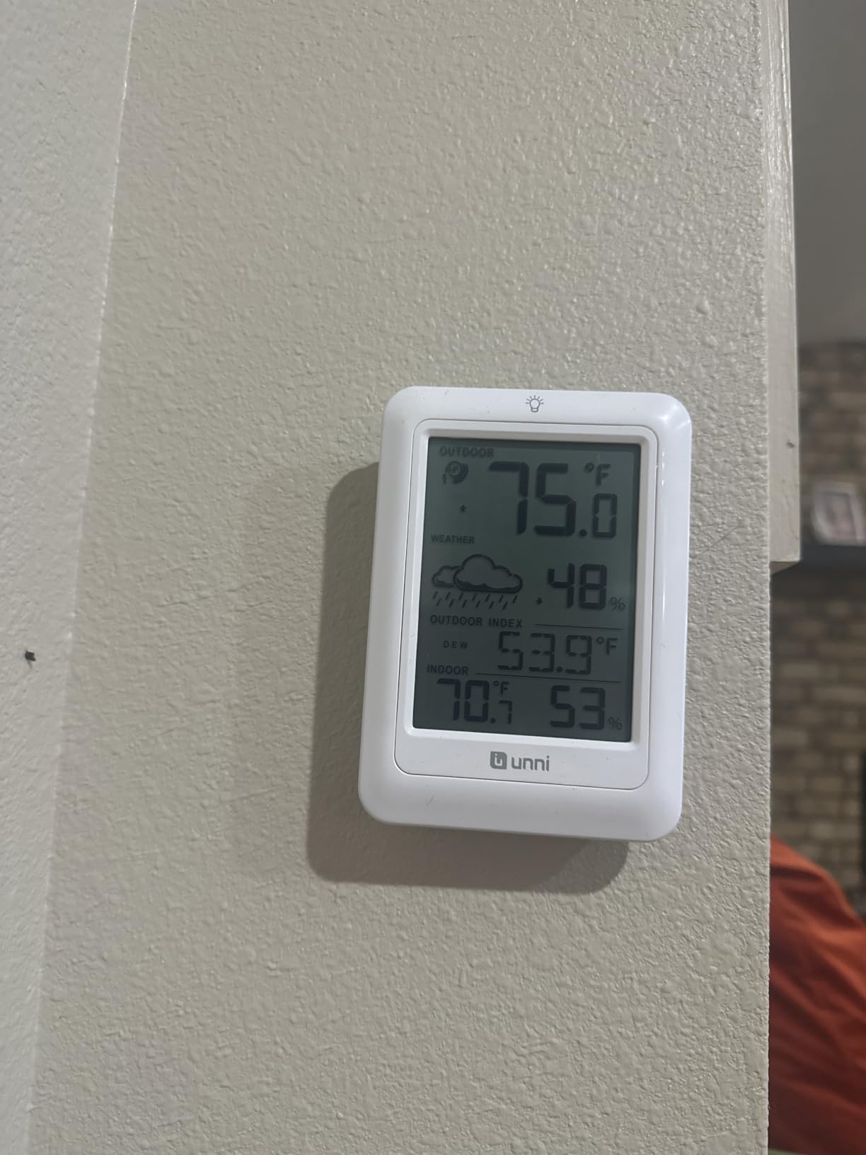 Indoor Outdoor Thermometer Wireless Weather Station, Temperature Humidity Monitor Battery Powered Inside Outside Thermometers with 330ft Range Remote Sensor and Backlight Display (Metal Black) customer photo 1