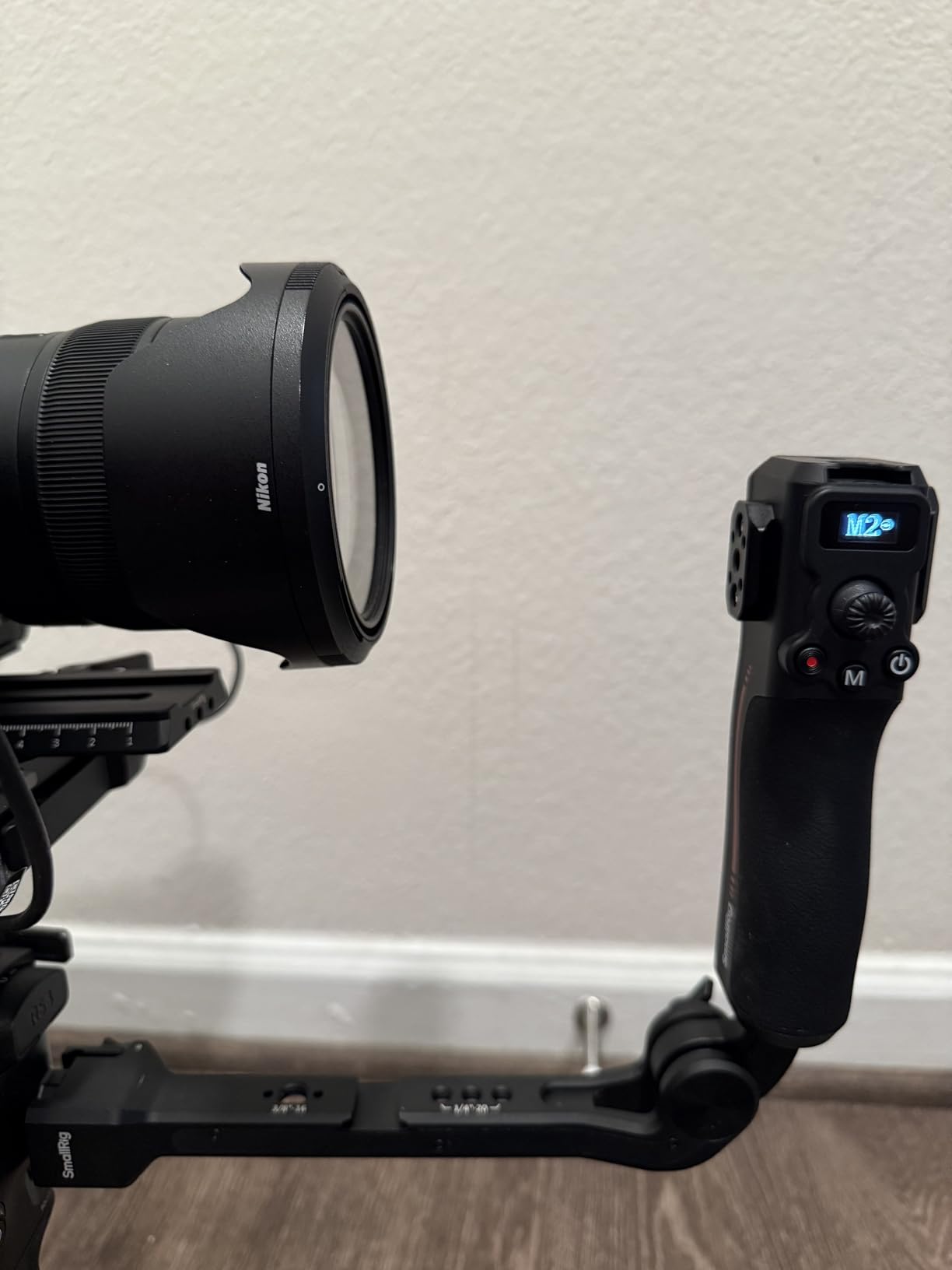SmallRig Focus Control Dual Grip for DJI RS 2 / RS 3 Pro/RS 4 Pro Gimbal Stabilizer, Dual Handle with NATO Rail, Joystick Operation, Mode Switching, Centering/Locking, Max Load 17.6lb(Not for RS4) customer photo 1