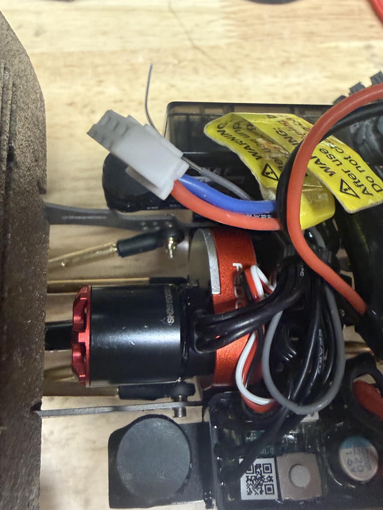 SCX24 Brushless Motor and ESC Combo for Axial SCX24 Upgrades | Hobbywing QUICRUN Outer-1621SL Motor with Shock Mount,Receiver Plate,Battery Tray 1/24 RC Crawler RTR Version customer photo 2