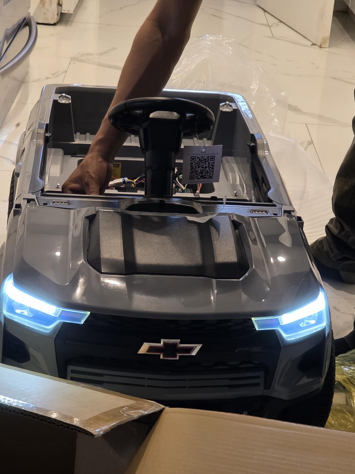 Winado Licensed Chevrolet Colorado Electric Car for Kids, 12V Ride on Toys for Toddlers with Remote Control, Battery Powered Electric Car Ride On Vehicle w/Bluetooth, Soft Start, LED Lights - Pink customer photo 2