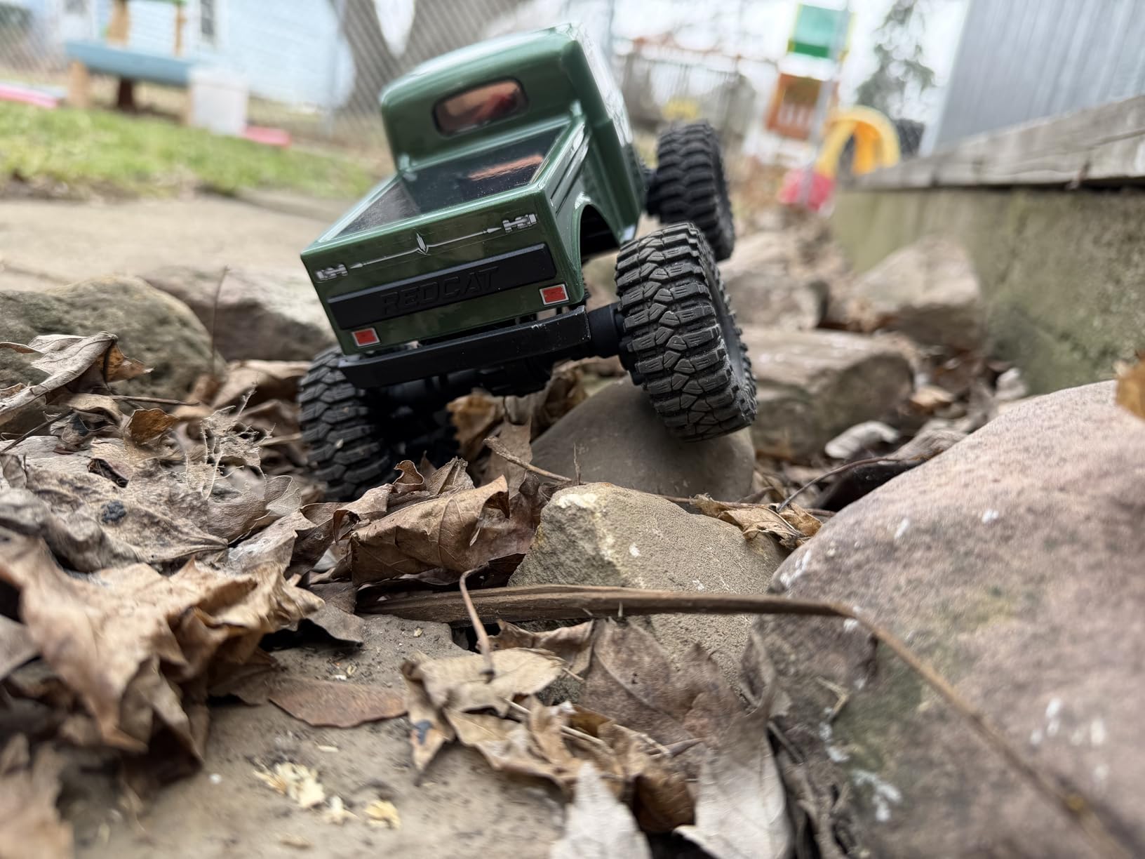 Redcat Racing Ascent 18 Brushless RC Rock Crawler - 4WD 1/18 RC Crawler with Portal Axles, High Steer Geometry, Waterproof ESC, LiPo Battery, RTR Hobby Grade RC Truck 4x4 - Green customer photo 1