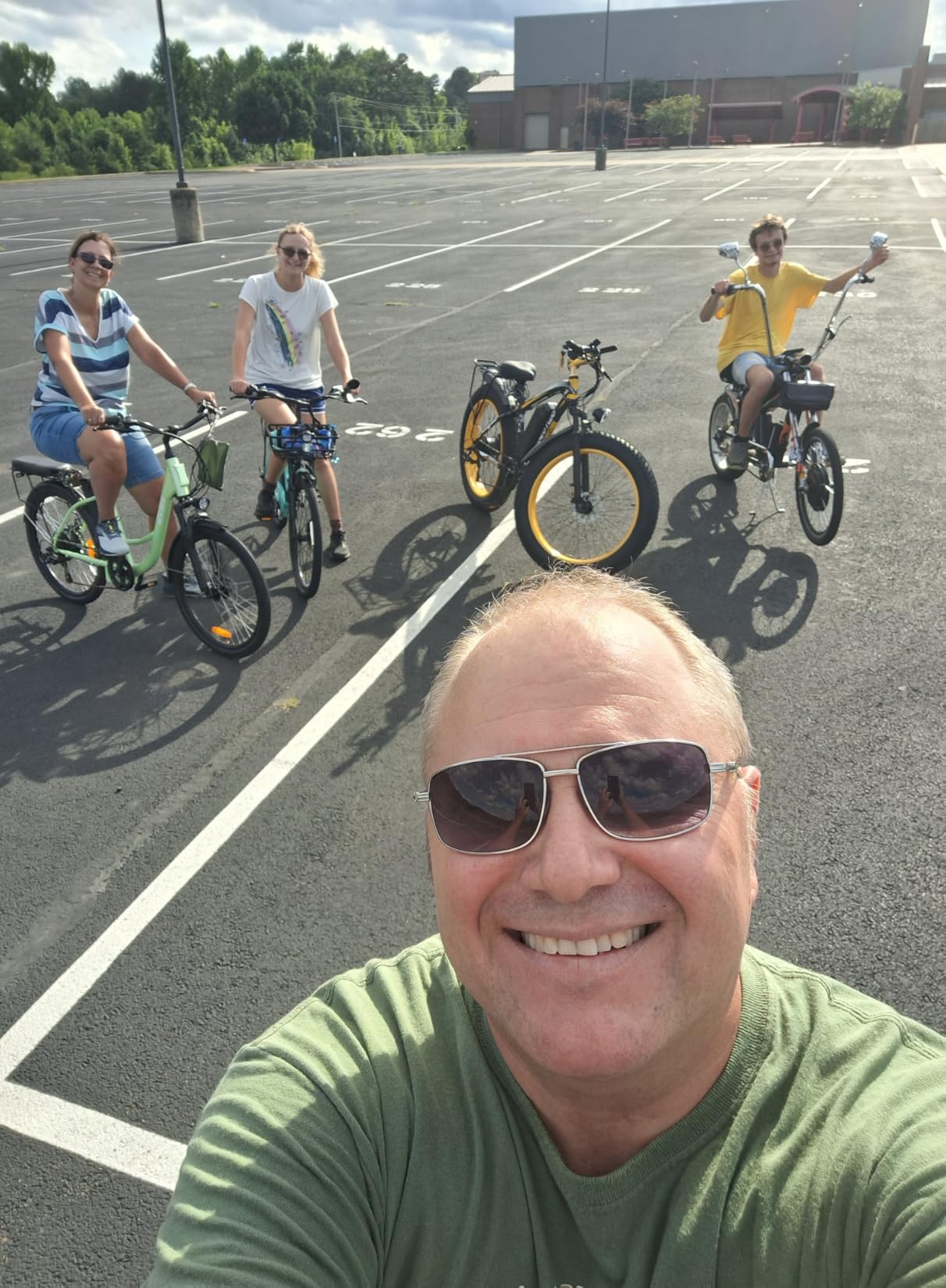 Electric Bike for Adults, 1500W Peak Motor E Bikes, 26