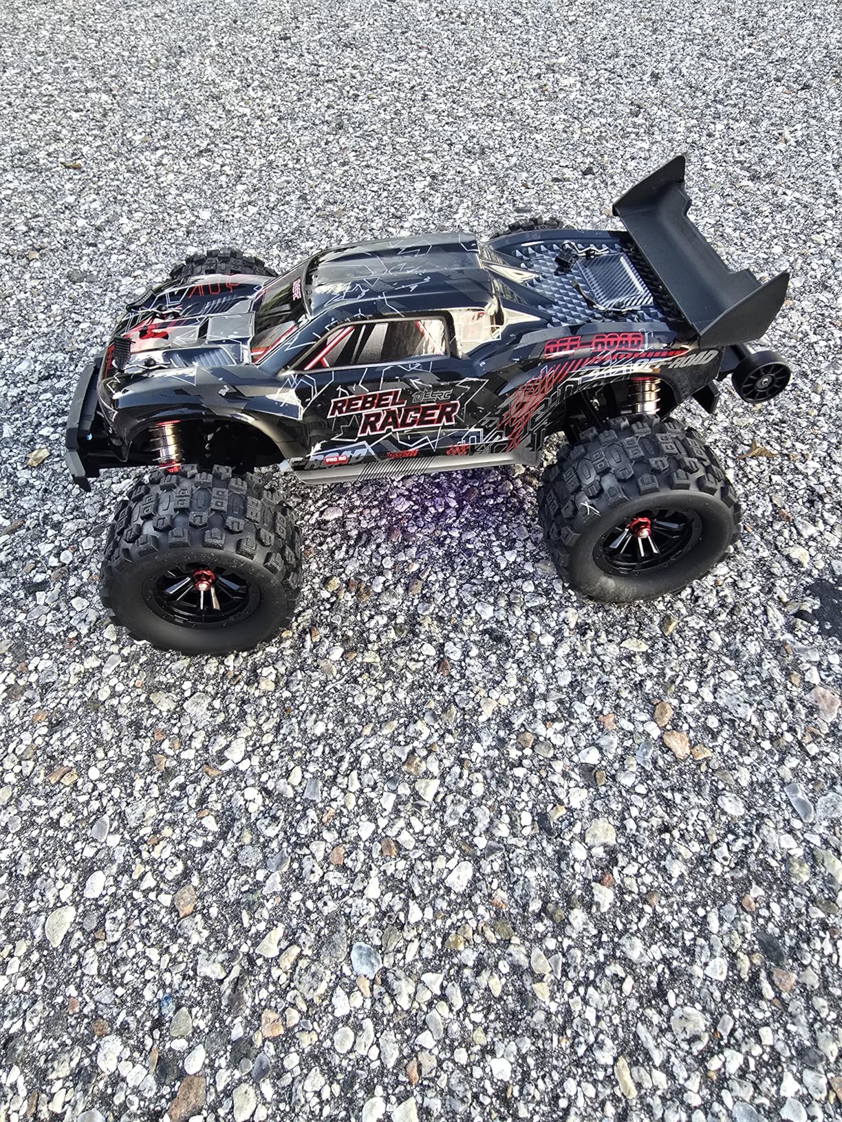 DEERC Fast Brushless RC Car for Adults, 1/14 4WD Off-Road Remote Control Car Truck, 46+ MPH Waterproof All Terrain RC Truggy with 2X 3S LiPo Batteries customer photo 1