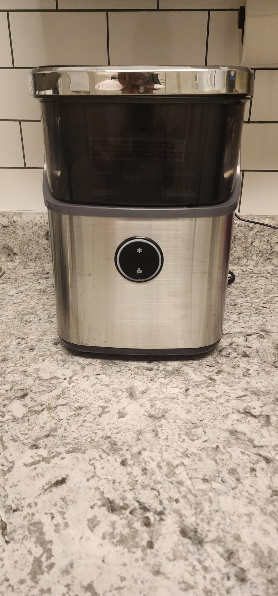 Silonn Nugget Ice Maker Countertop, Pebble Ice Makers with Crushed Soft Chewable Ice, 33lbs Per Day with Scoop, Pellet Portable Ice Machines with Auto-Cleaning for Home, Kitchen, Office (Black) customer photo 2