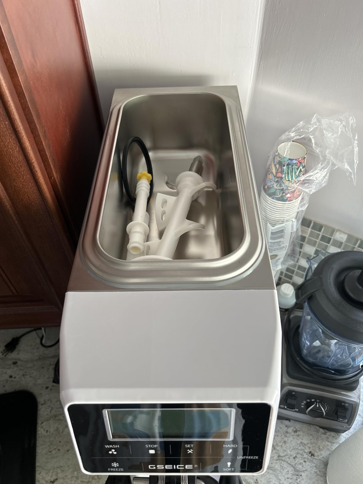 Ice Cream Machine - 3.5 Gals/H Single Flavor Ice Cream Maker 5 Inch Screen Soft Serve Ice Cream Machine with Pre-Cooling Soft Serve Machine with 1.6 Gals Tank for Home, Parties,Cafés,and School customer photo 1