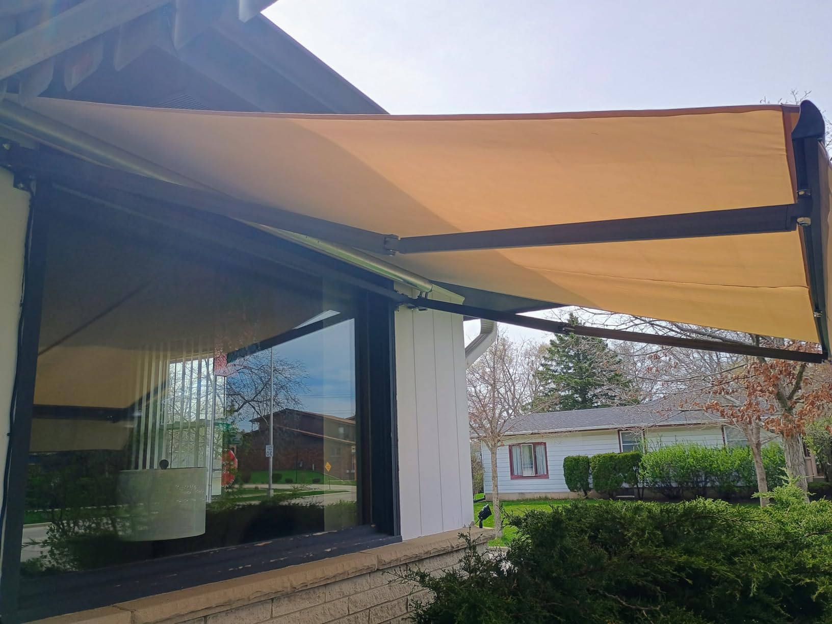 HOMEDEMO 10'x 8' Electric Retractable Awning for Patio, Motorized Awnings, UV & Waterproof Polyester Cover and Aluminum Frame for Outdoor Deck, Sunshade Shelter Crank Handle, Yard, Beige, Balcony customer photo 1