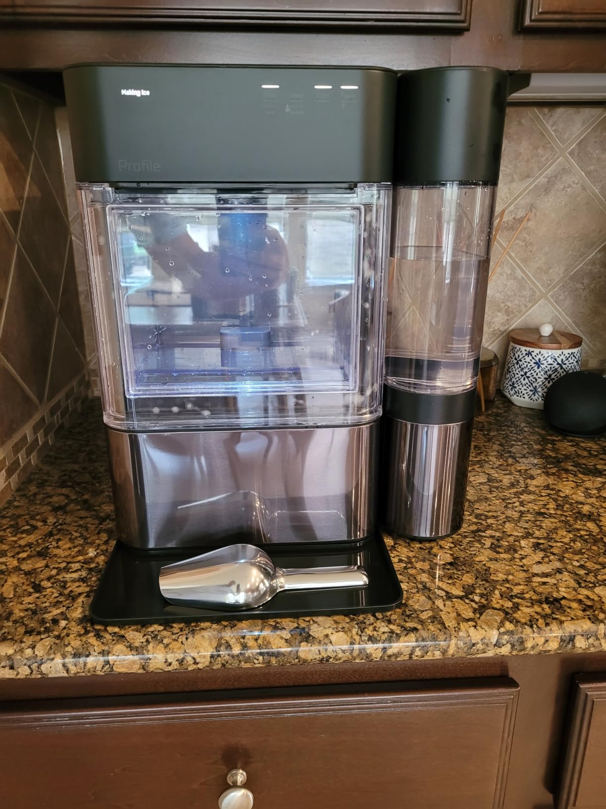 GE Profile Opal Ultra, Countertop Nugget Ice Maker, 1 Gal XL Side Tank, Amazon Exclusive, 38 lbs/Day, Pebble Pellet Crushed Ice Machine, WiFi Black Stainless Steel customer photo 1