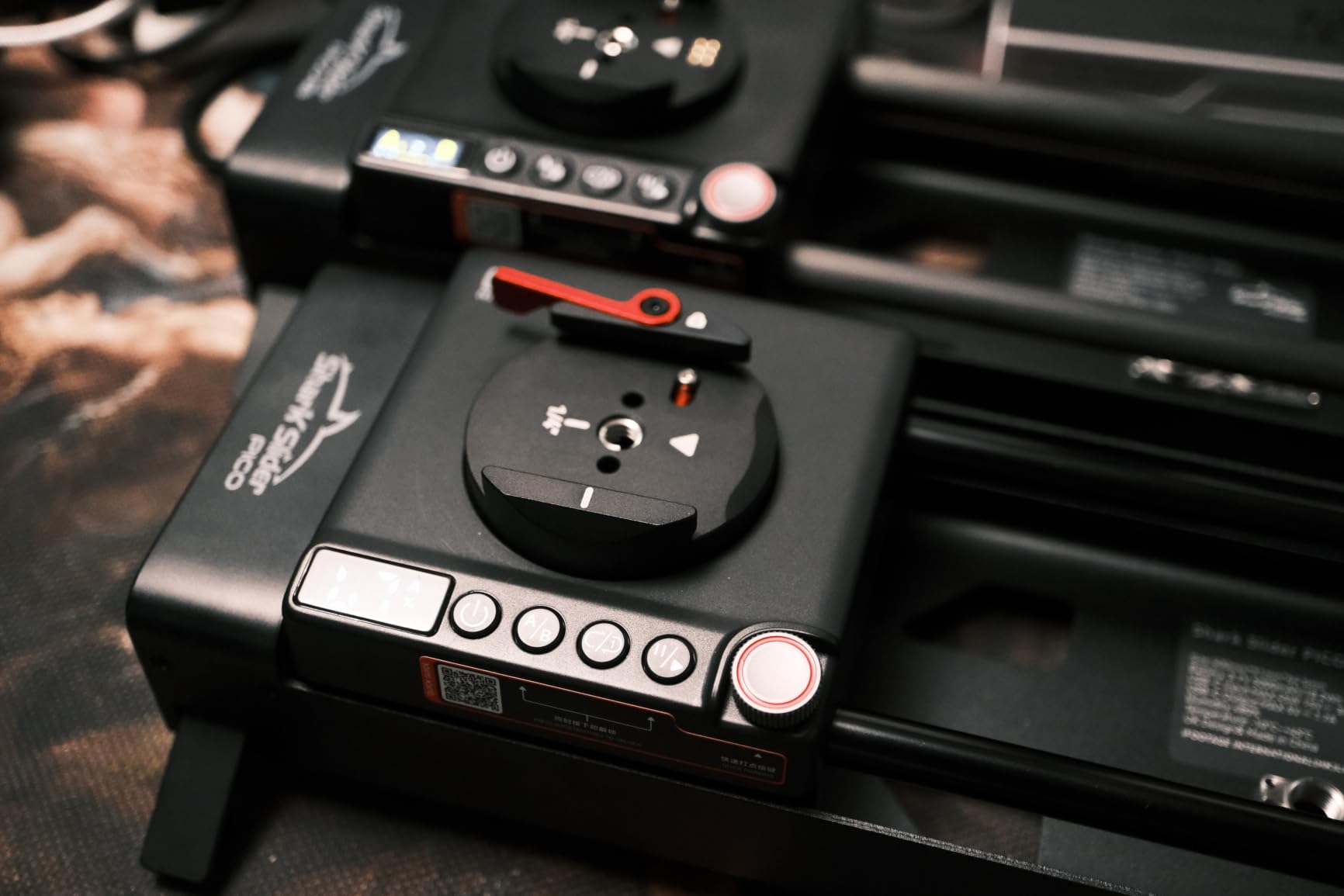 IFOOTAGE Shark Slider Pico Motorized Mini Slider, 15.7'' 2-Axis Phone Dolly Track Slider Video Stabilizer Rail customer photo 2