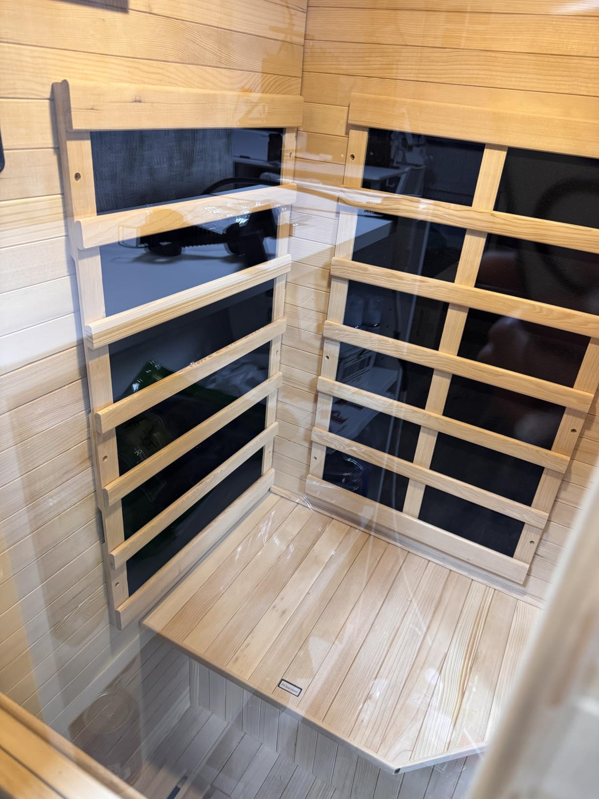 Large Capacity Outdoor Wooden Traditional Barrel Sauna for 4-6 Person Steam & Dry Heat Sauna with 6KW Heater, Sauna Stones, Thermometer customer photo 2