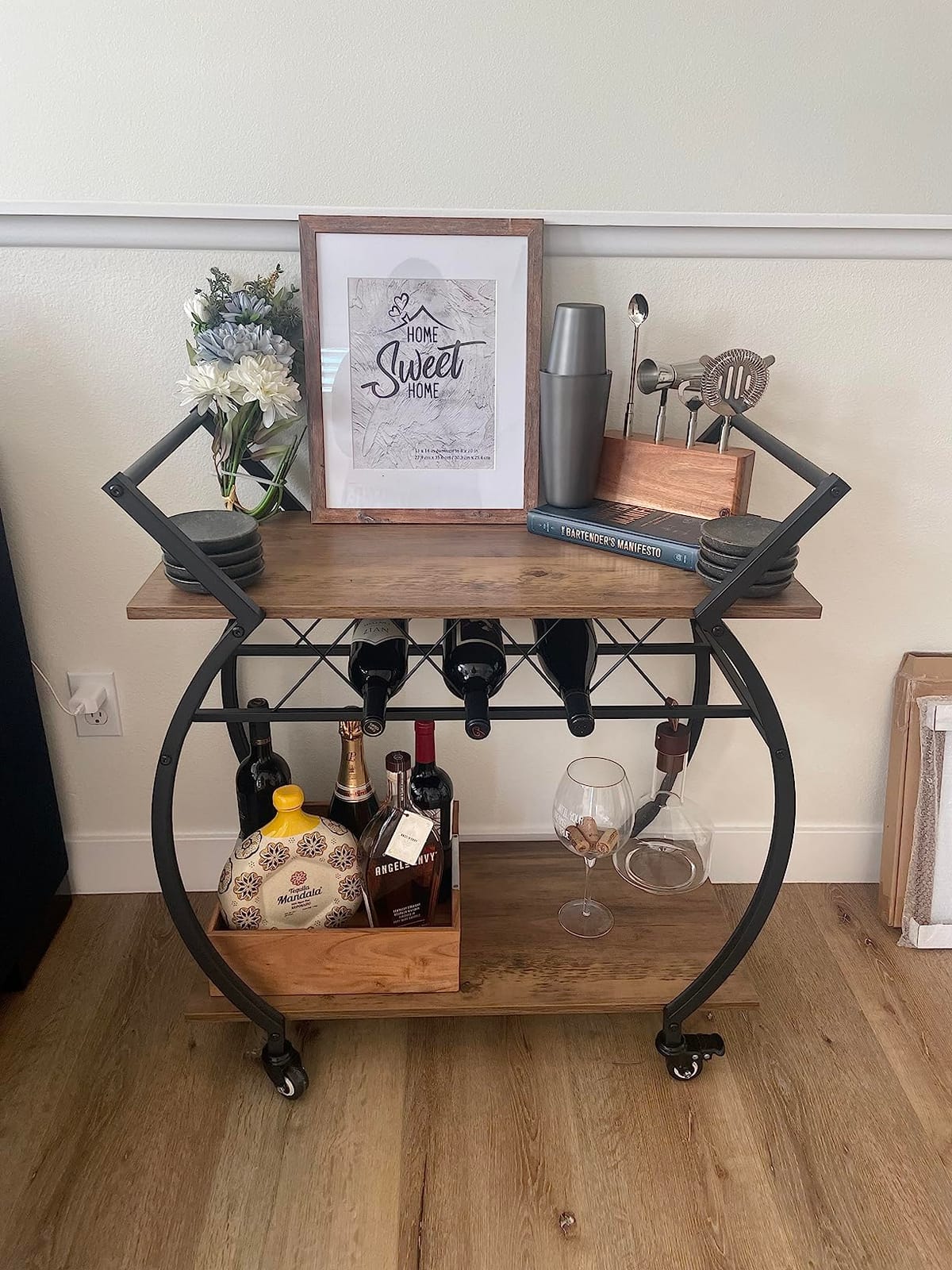 The Bartender's Manifesto: How to Think, Drink, and Create Cocktails Like a Pro customer photo 1