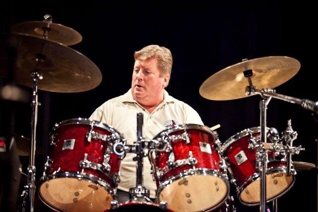 Survival Guide for the Modern Drummer: A Crash Course in All Musical Styles for Drumset, Book & Online Audio/Software customer photo 2