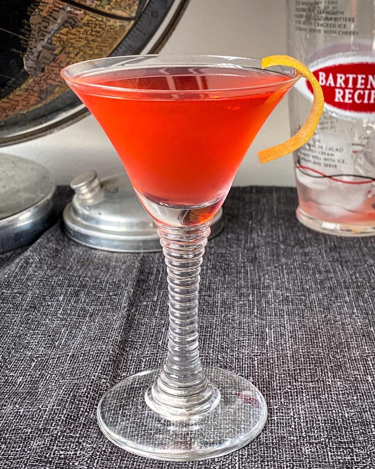 Meehan's Bartender Manual: [A Cocktail Reference and Recipe Book] customer photo 2