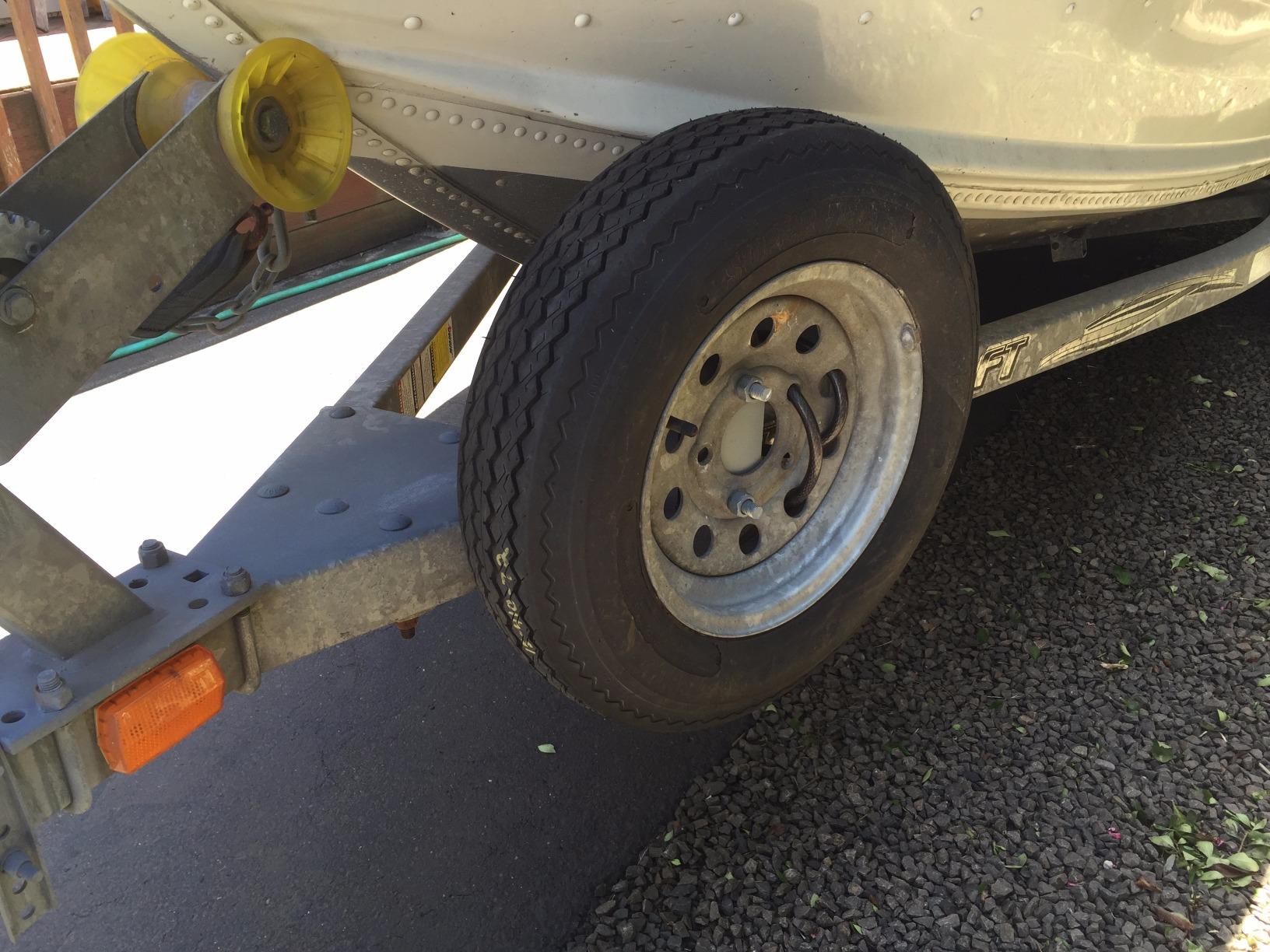 CE Smith, 27310G Heavy Duty Side Mount Spare Tire Carrier for Trailer | Heavy-duty Side Mount Spare Tire Carrier for Trailers, Holds 4 or 5 Lug Wheels up to 15 Inches customer photo 2