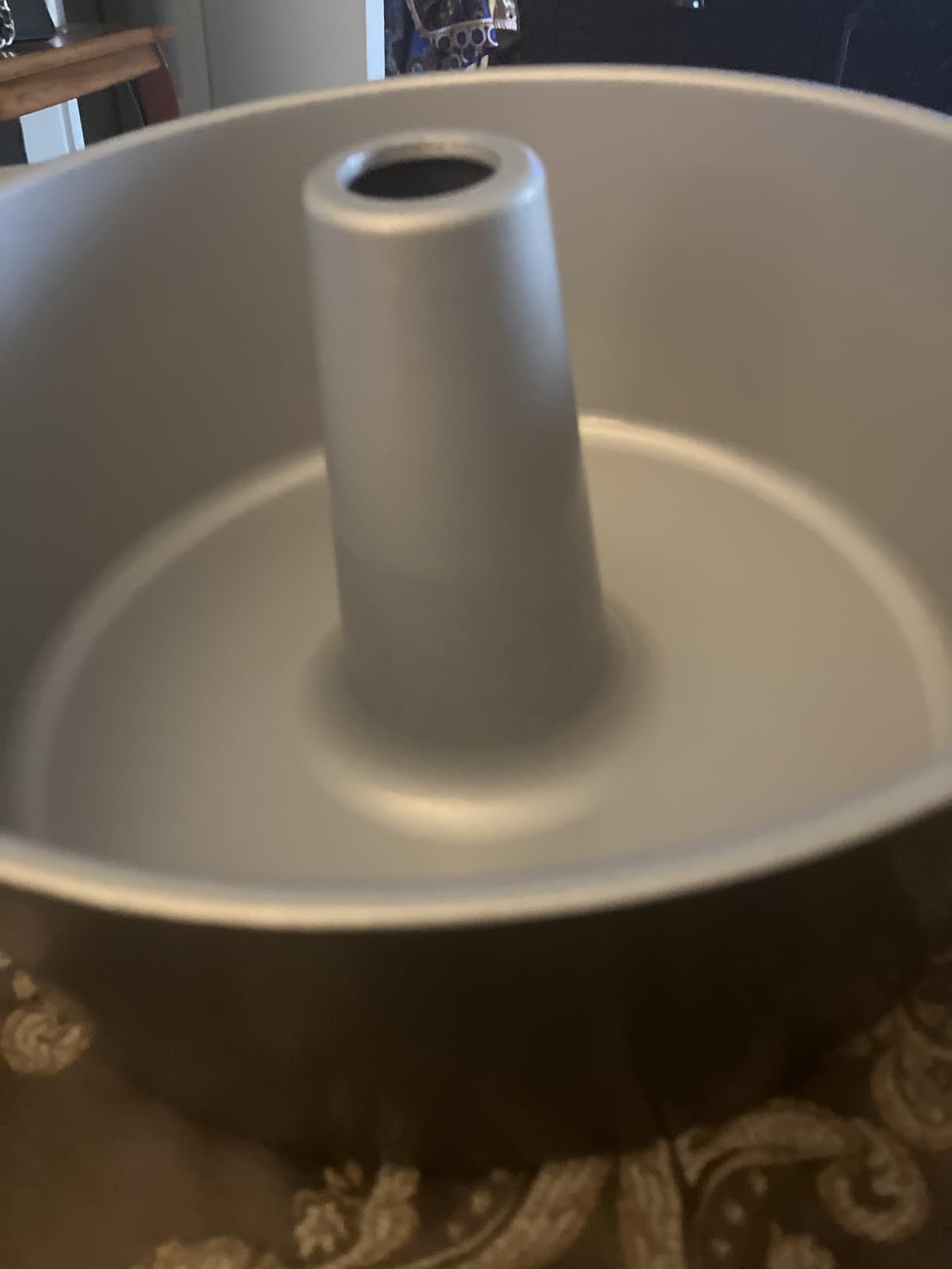 Classic Cast Pound Cake, Nonstick 10 Inch One Piece Pan - Great for Angel Food, Coffee Cake, 18 Cup - Graphite customer photo 2