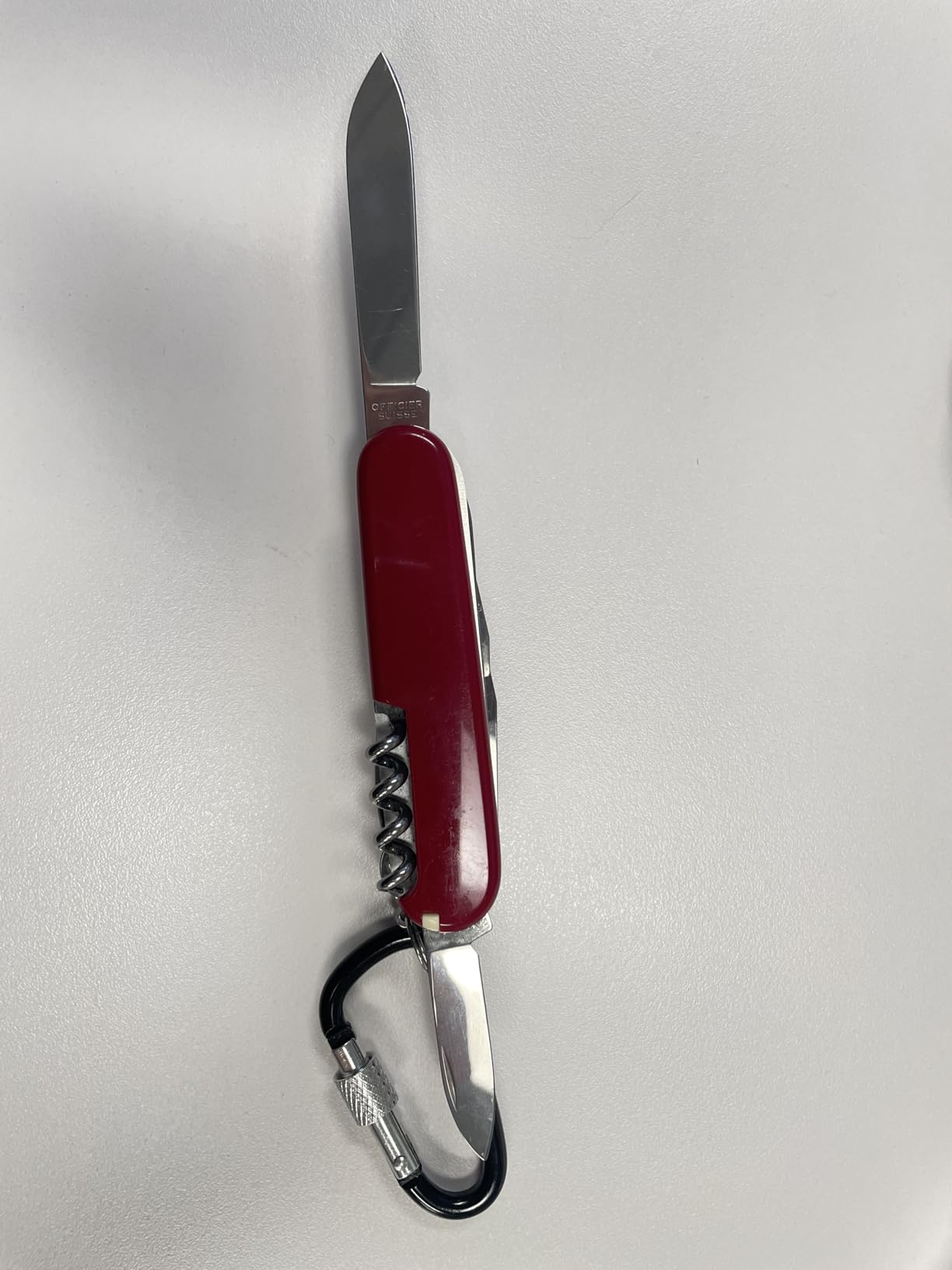 Victorinox Huntsman Swiss Army Knife, 15 Functions, Swiss Made Pocket Knife with Large Blade, Screwdriver, Scissors and Wood Saw, Red customer photo 1