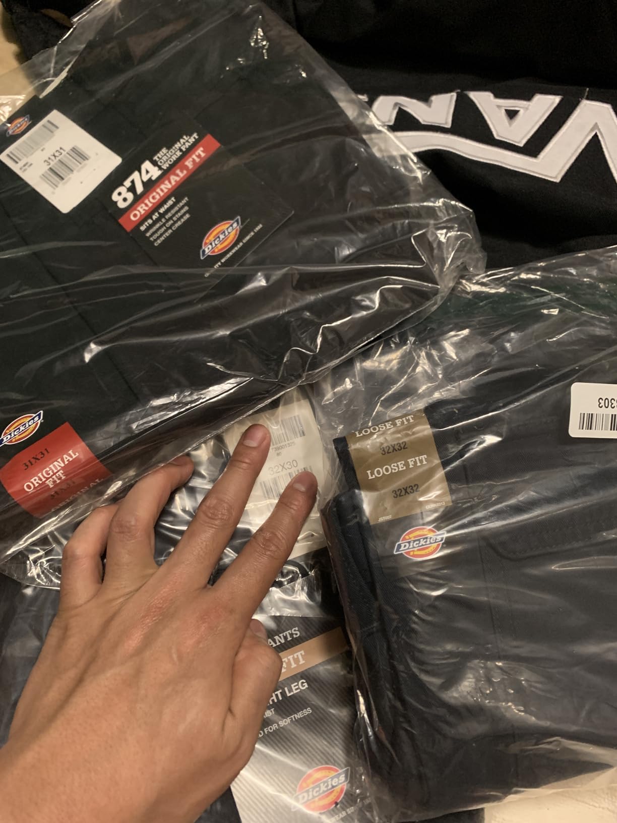 Dickies Men's Loose-Fit Cargo Work Pant customer photo 1