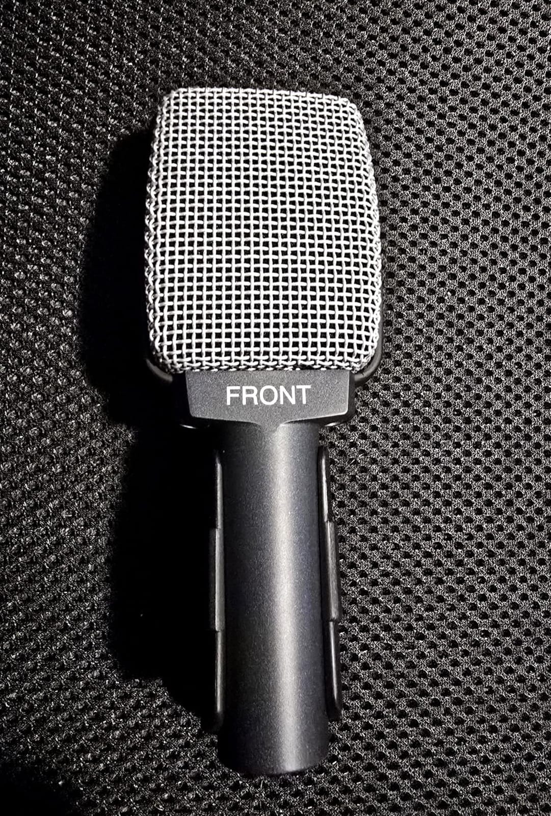 Sennheiser Professional e 609 Silver Super-Cardioid Instrument Microphone, Wired, Wireless customer photo 2