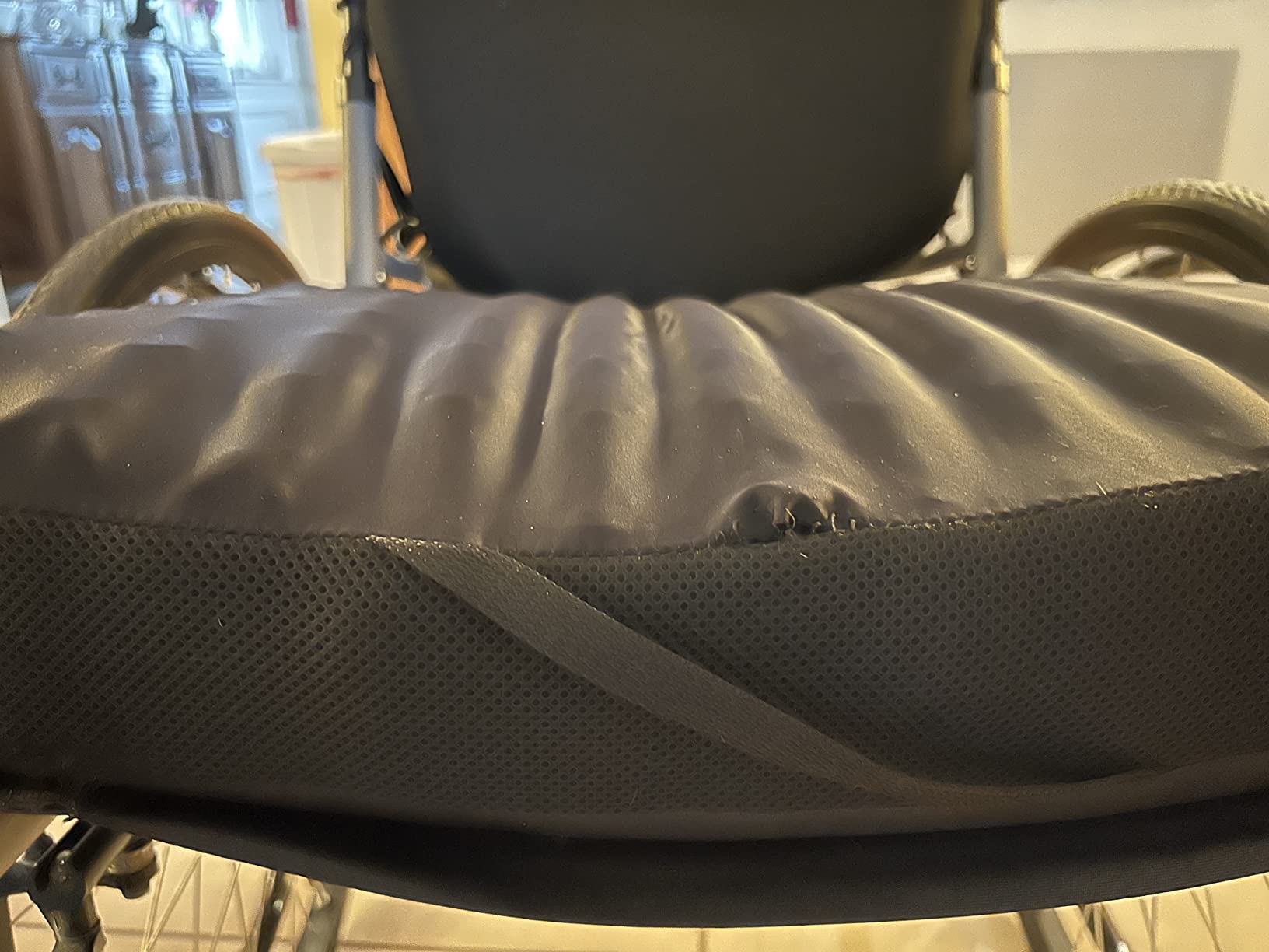 Roho High Profile Wheelchair Cushion 16-17