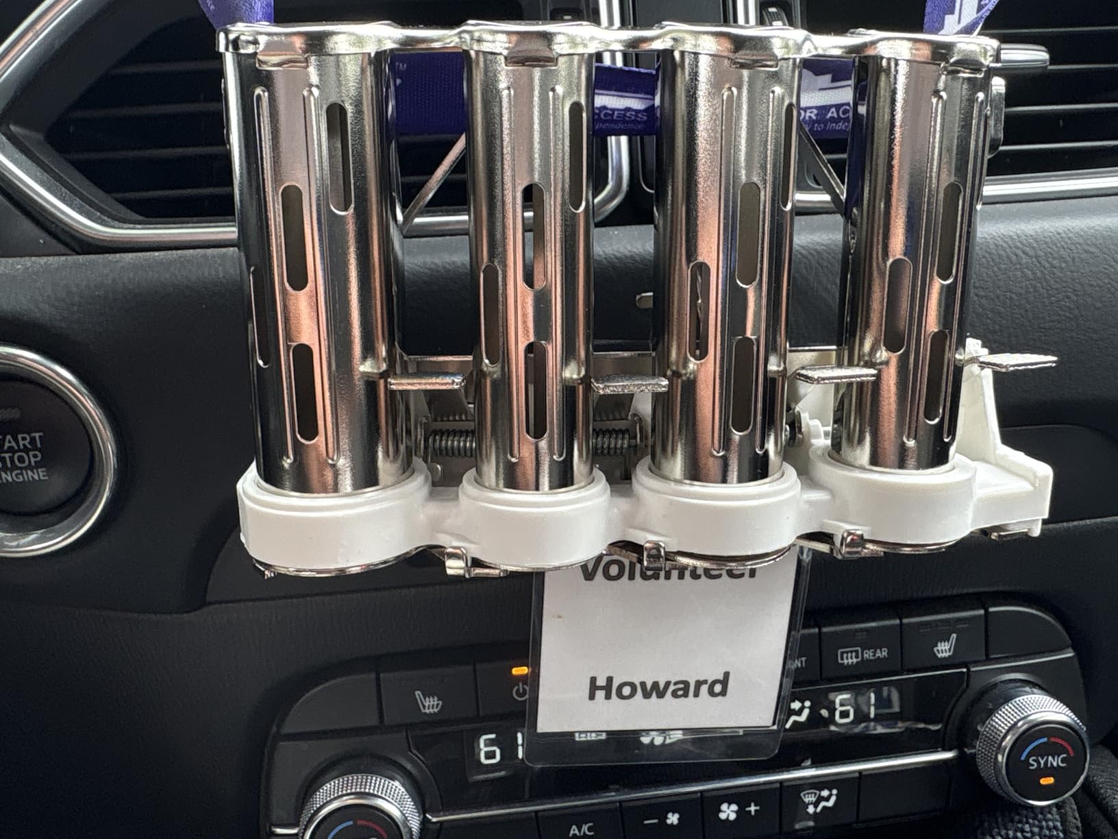Advantus Four-Barrel Money Changer customer photo 1