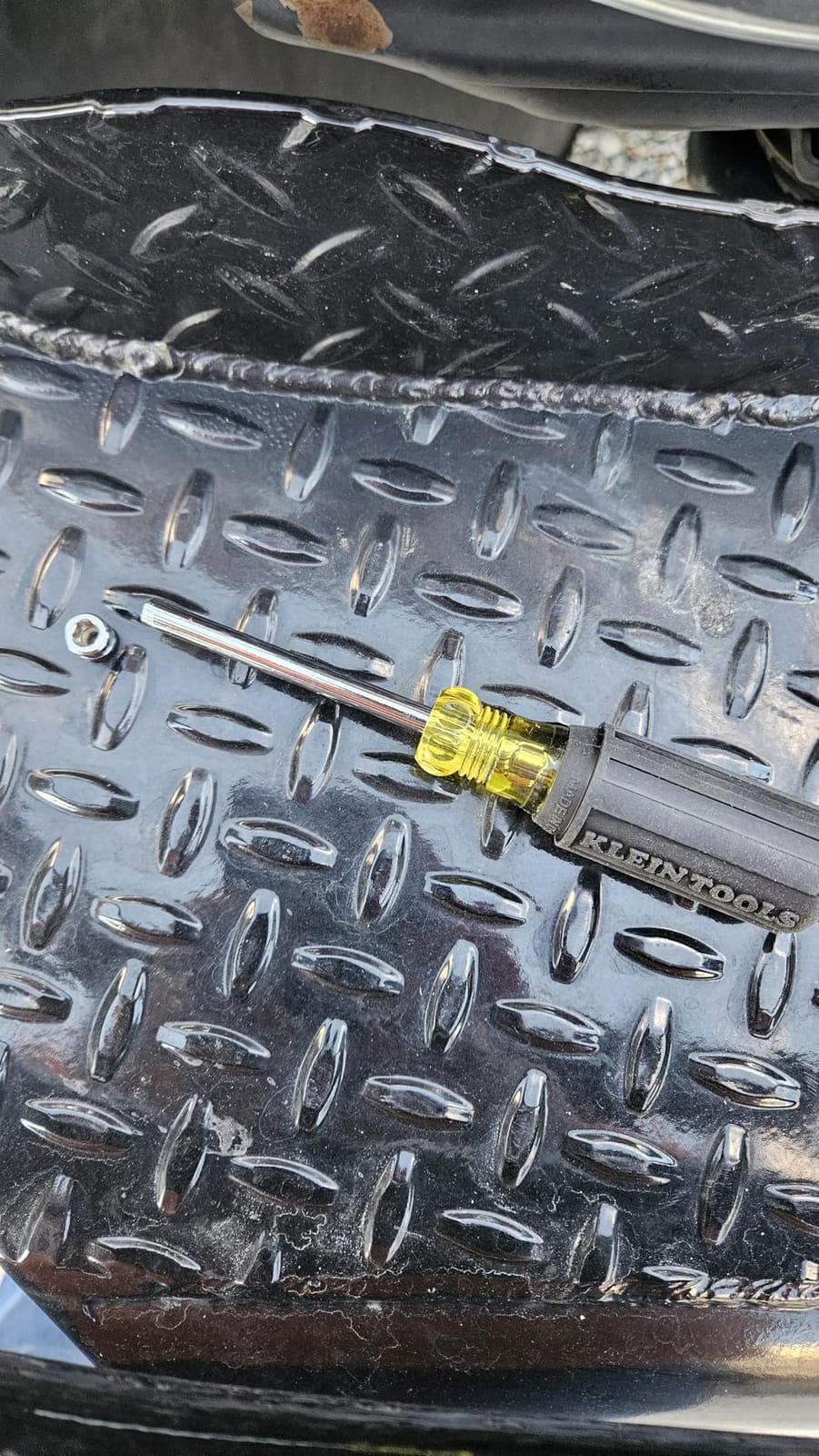 Klein Tools 65160 Tool Set, Made in USA, Metric Nut Driver Set Sizes 5, 5.5, 6, 7, 8, 9, and 10 mm, 3-Inch Chrome-Plate Hollow Shafts, 7-Piece customer photo 2