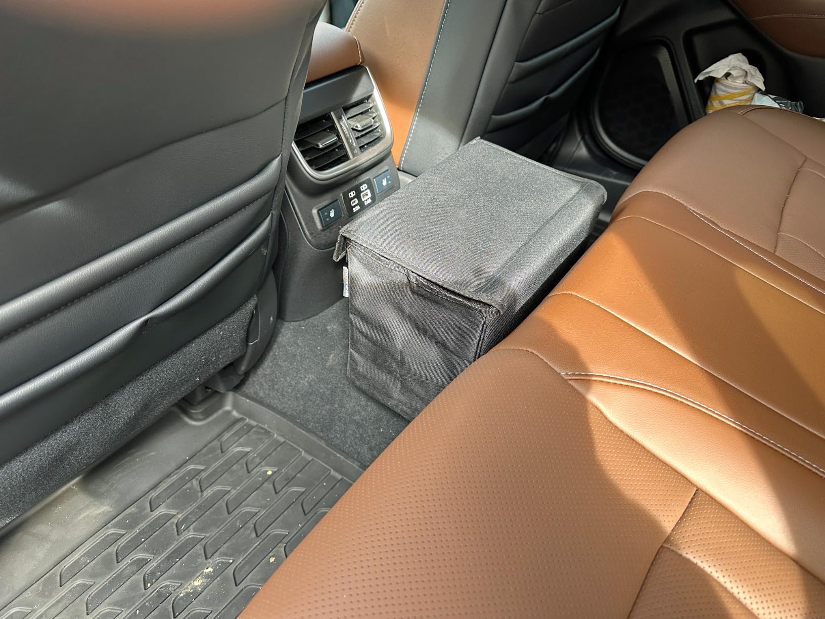 Weighted Car Trash Can with Lid, Storage Pocket and Leakproof Liner customer photo 1
