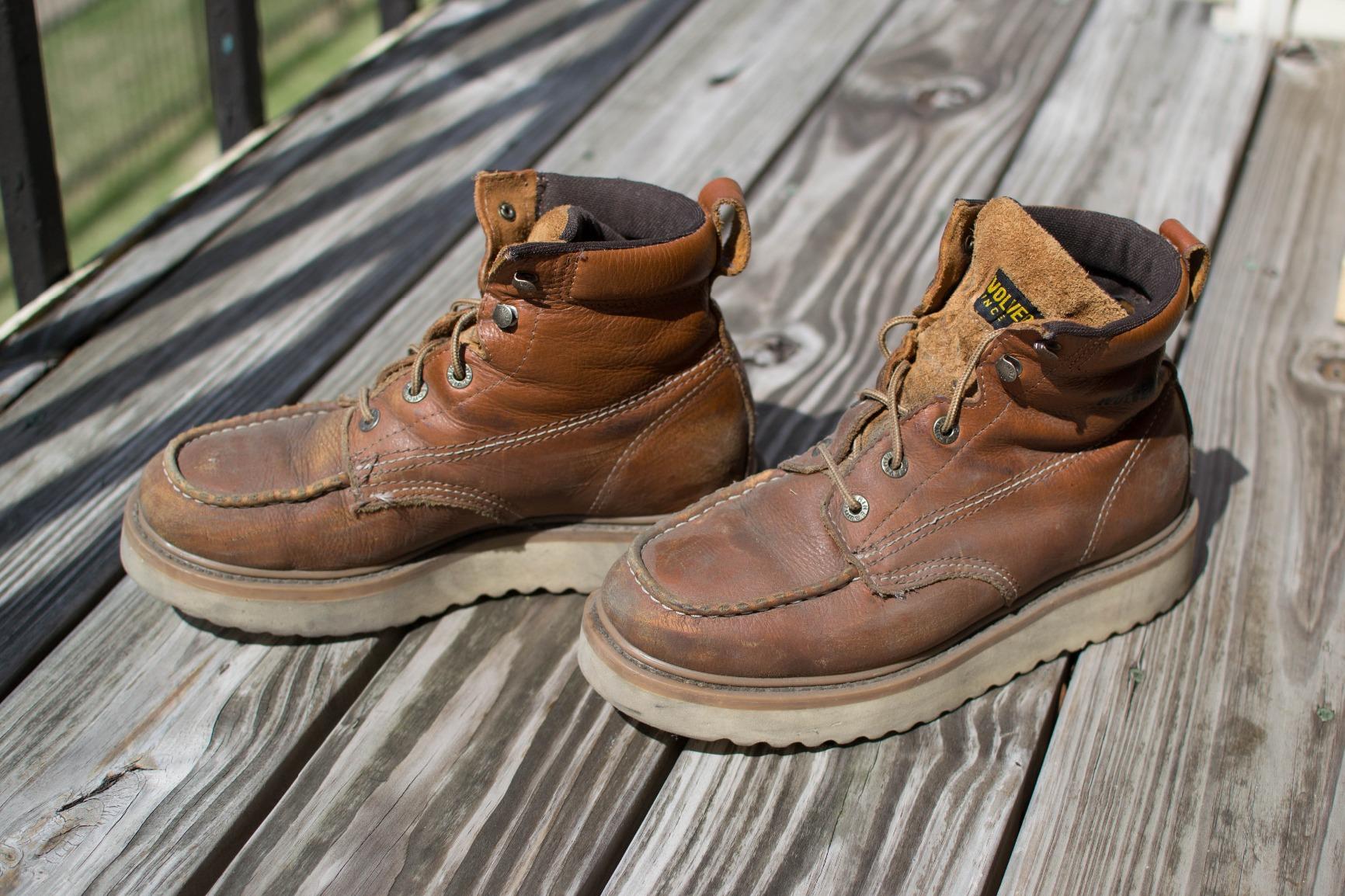 Wolverine Men's Moc-Toe 6