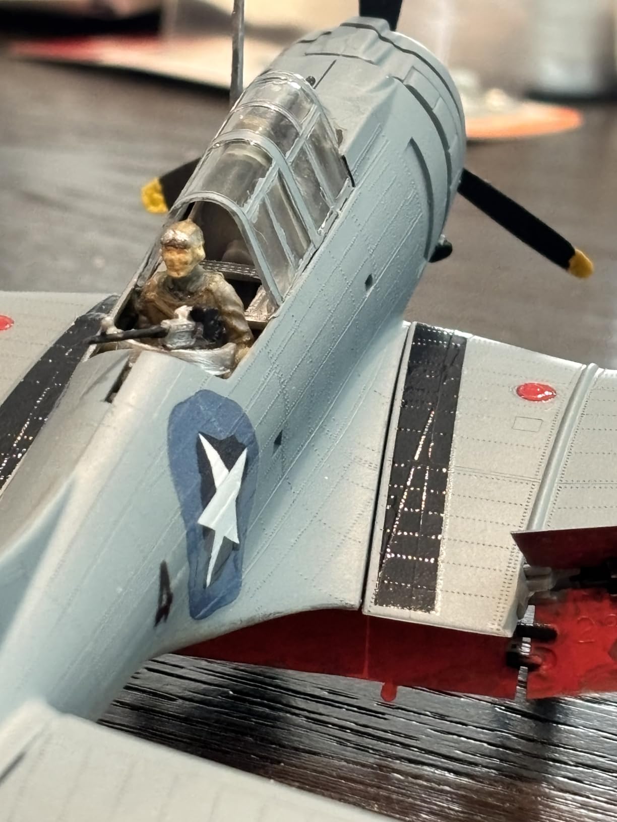 Revell 1:48 SBD Dauntless Model Airplane Building Kit, Gray customer photo 2